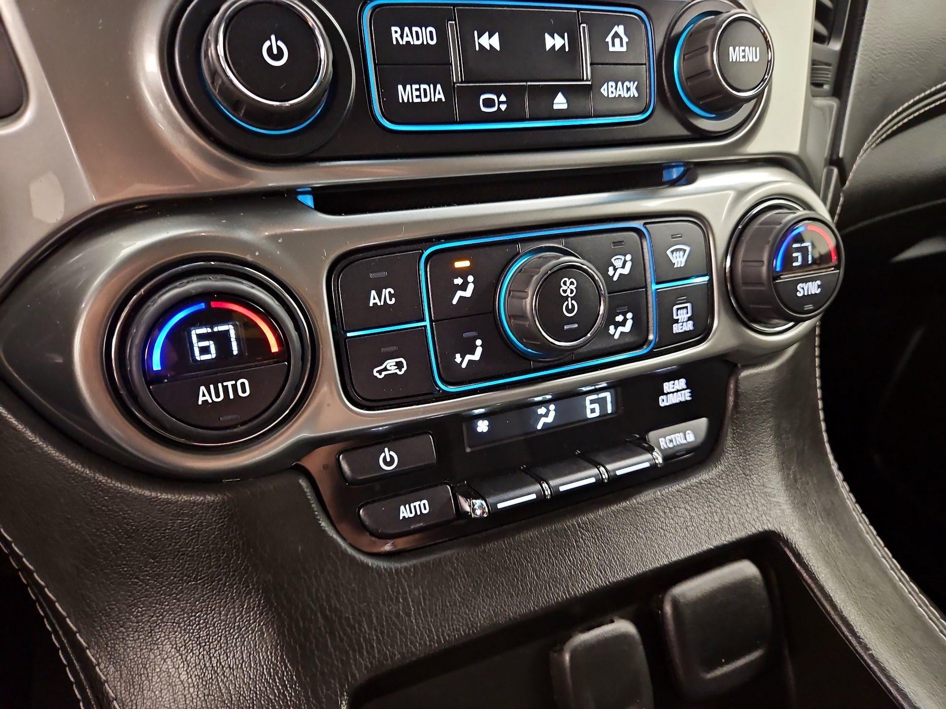 Thumbnail: 2016 Chevrolet Tahoe - 16
