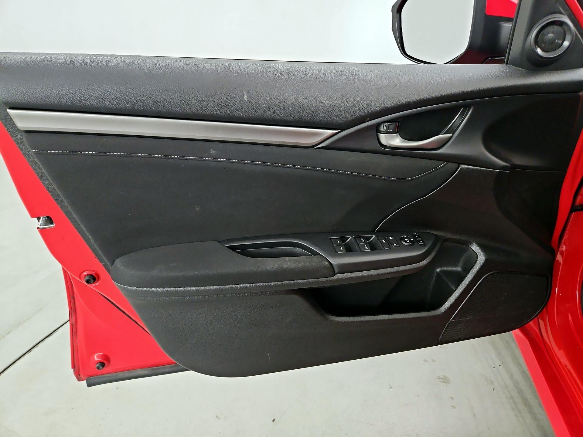 Thumbnail: 2018 Honda Civic - 12