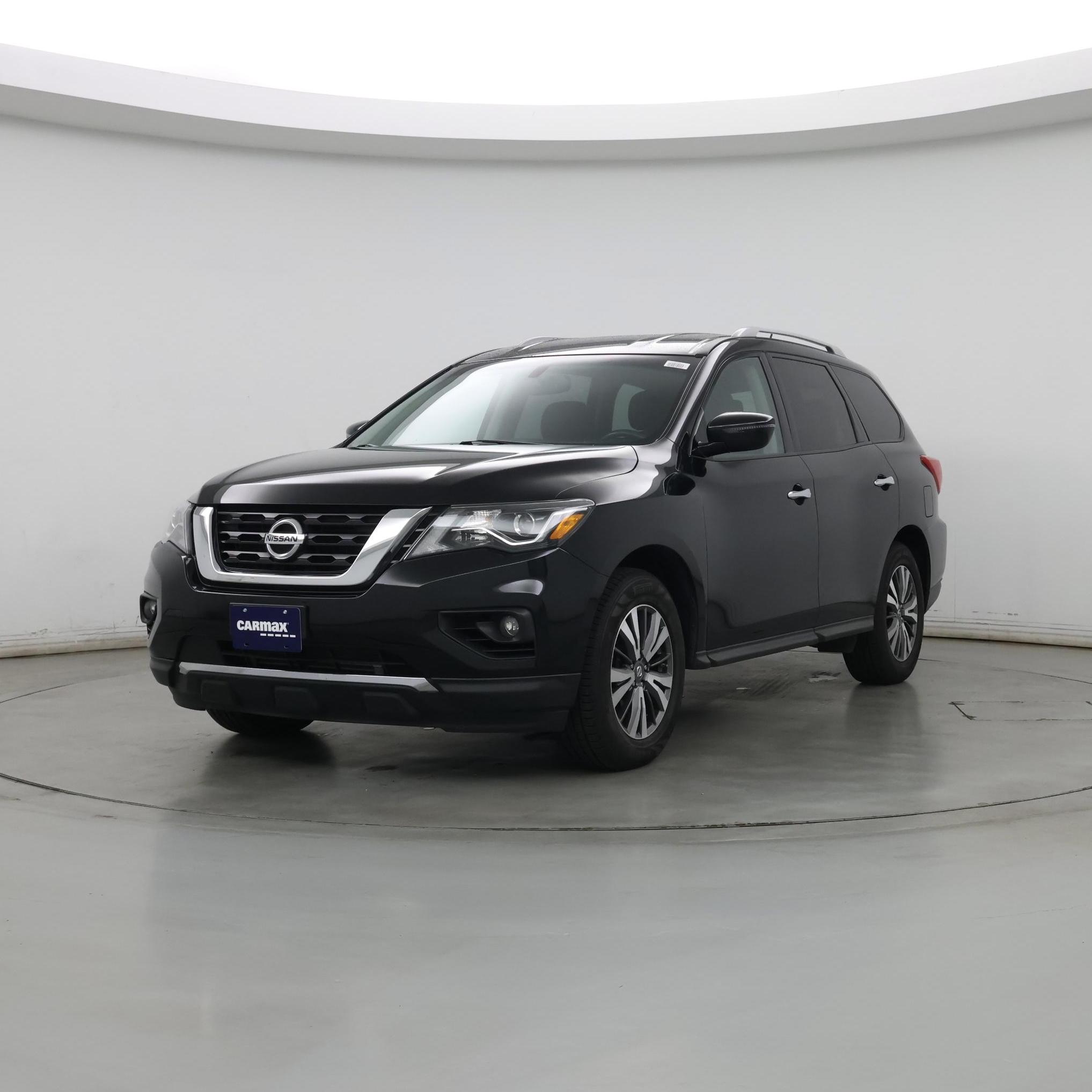 Thumbnail: 2017 Nissan Pathfinder - 4