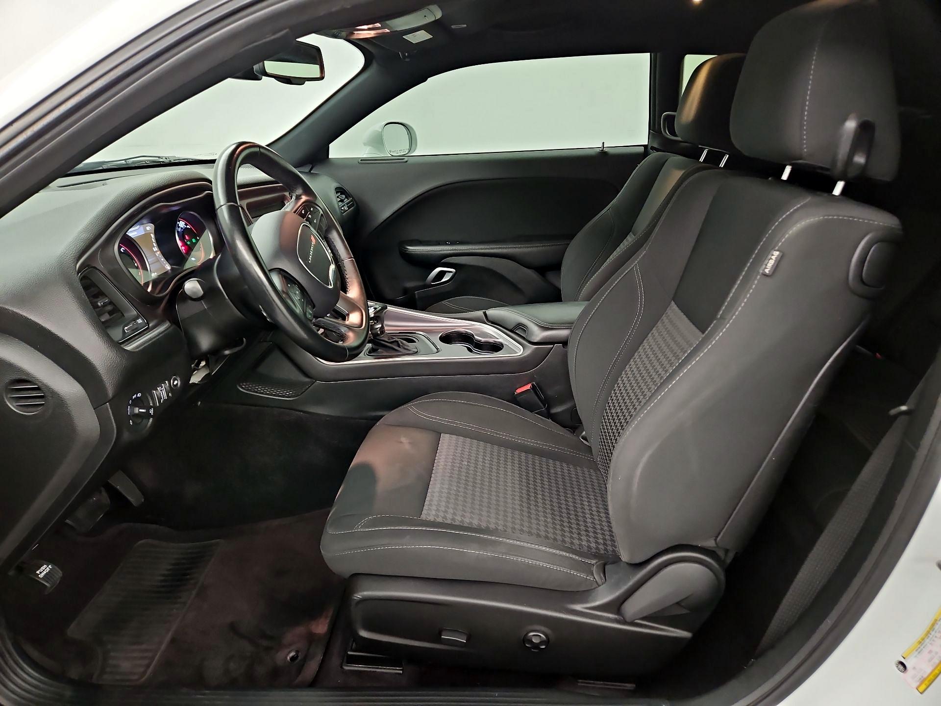 Thumbnail: 2019 Dodge Challenger - 11