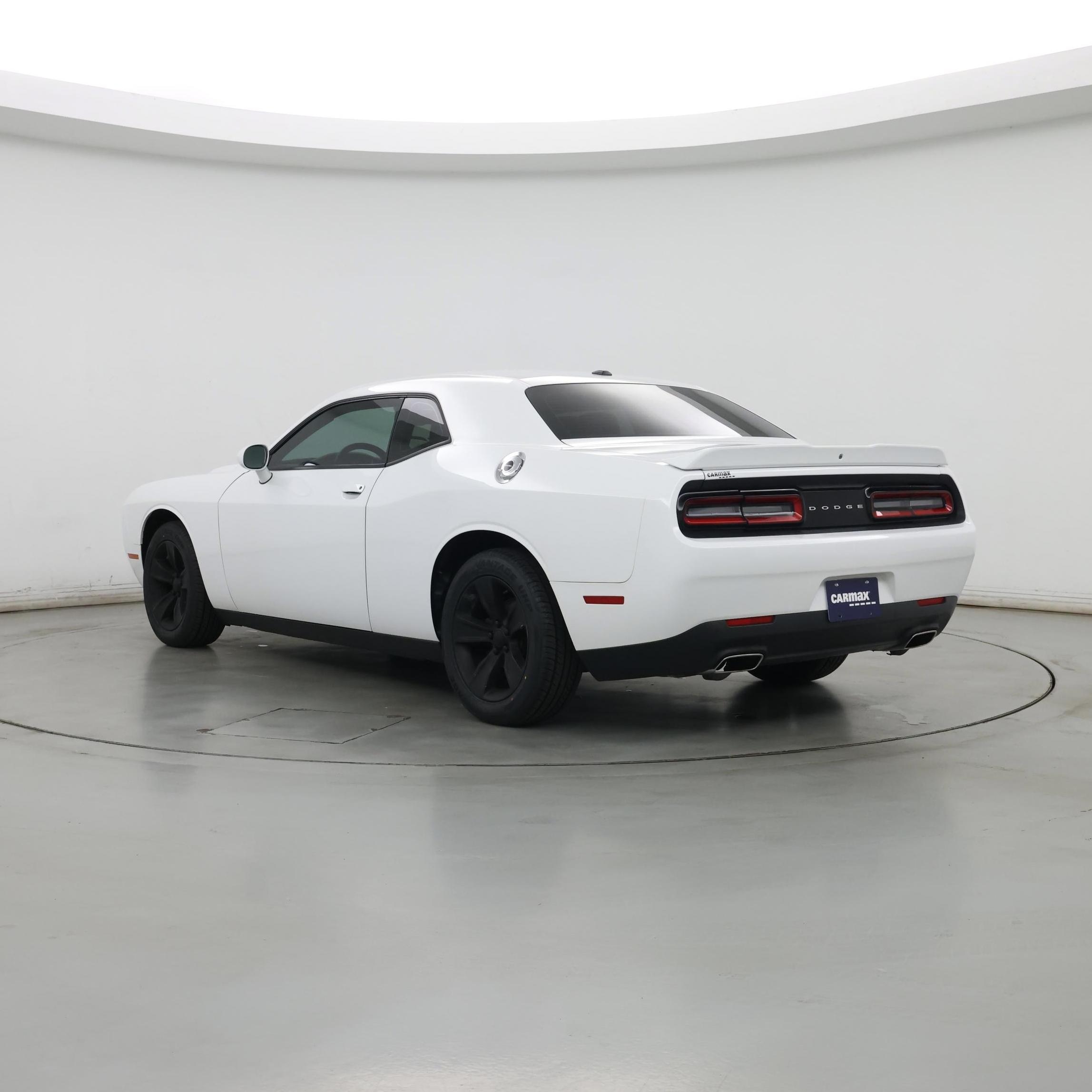 Thumbnail: 2019 Dodge Challenger - 2