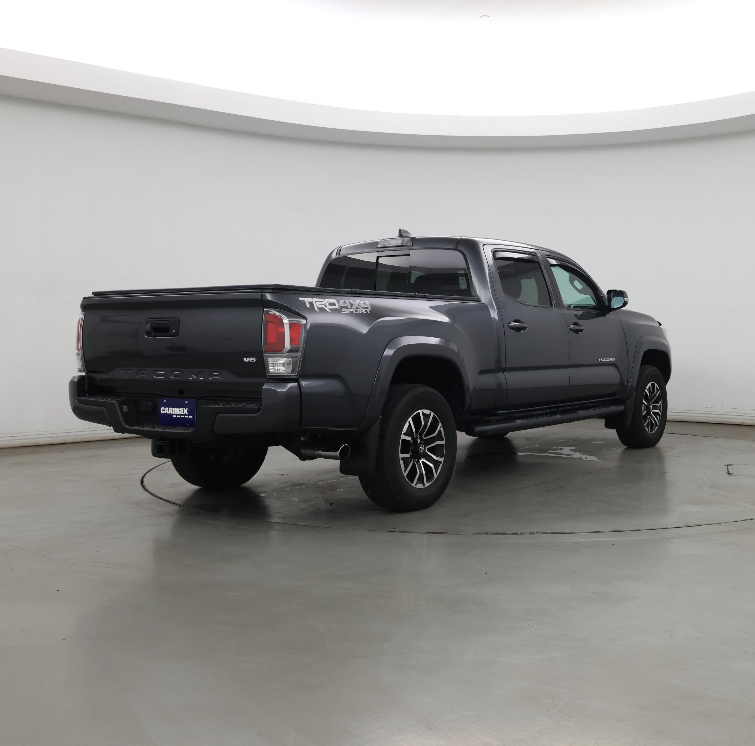 Thumbnail: 2021 Toyota Tacoma - 8