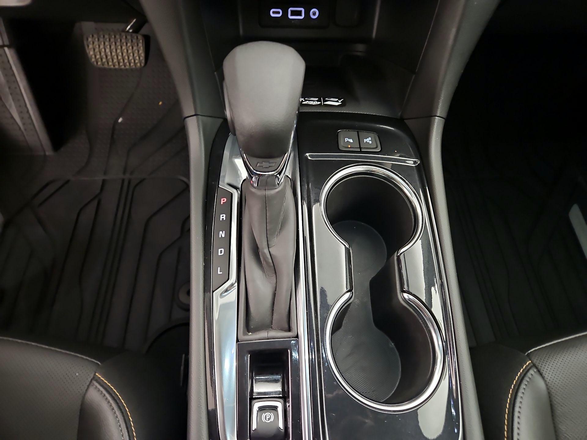 Thumbnail: 2023 Chevrolet Equinox - 17