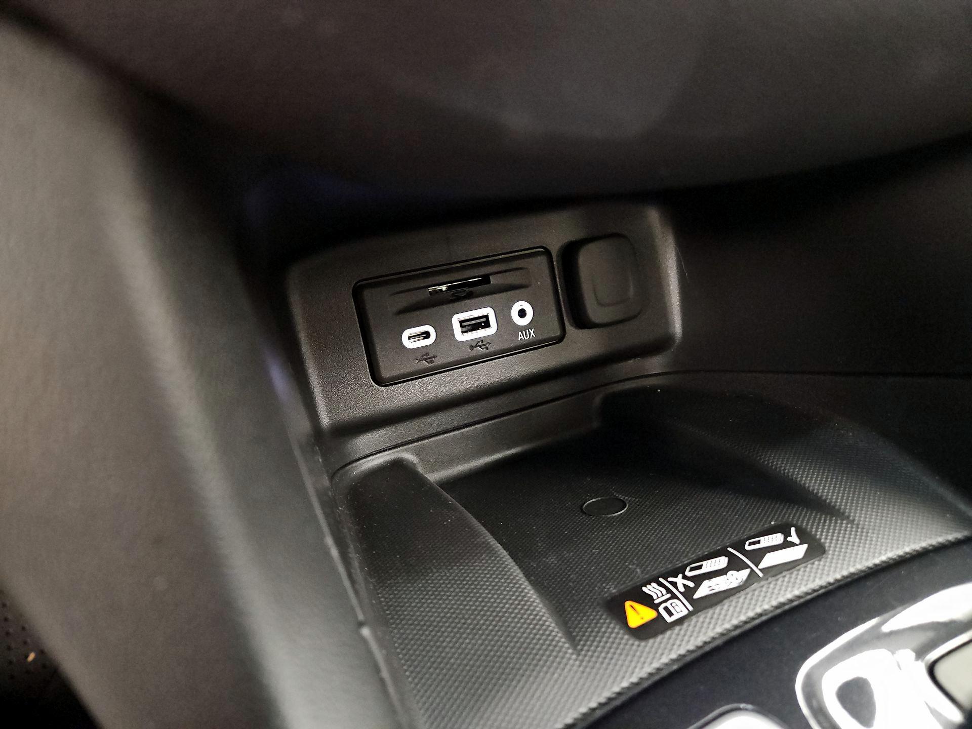 Thumbnail: 2023 Chevrolet Equinox - 18