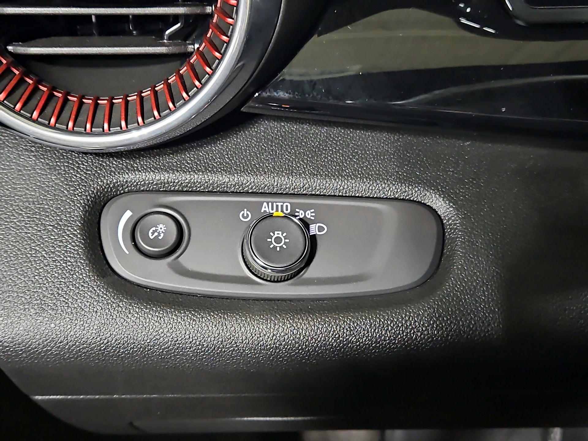 Thumbnail: 2025 Chevrolet Trax - 13