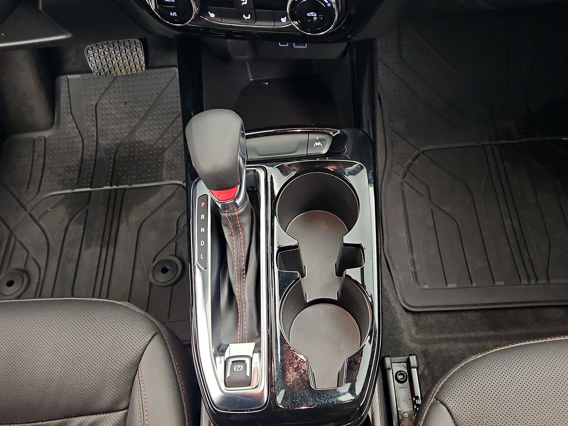 Thumbnail: 2025 Chevrolet Trax - 17