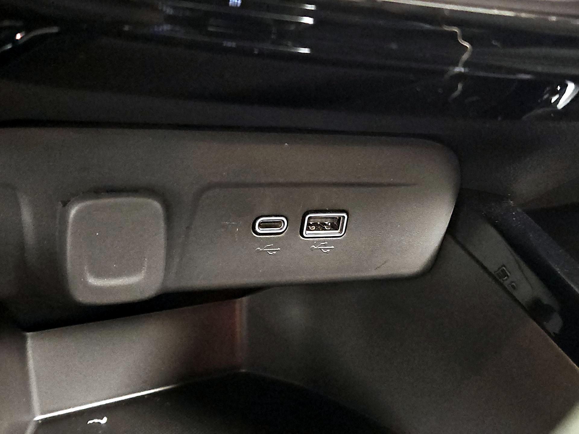 Thumbnail: 2025 Chevrolet Trax - 18