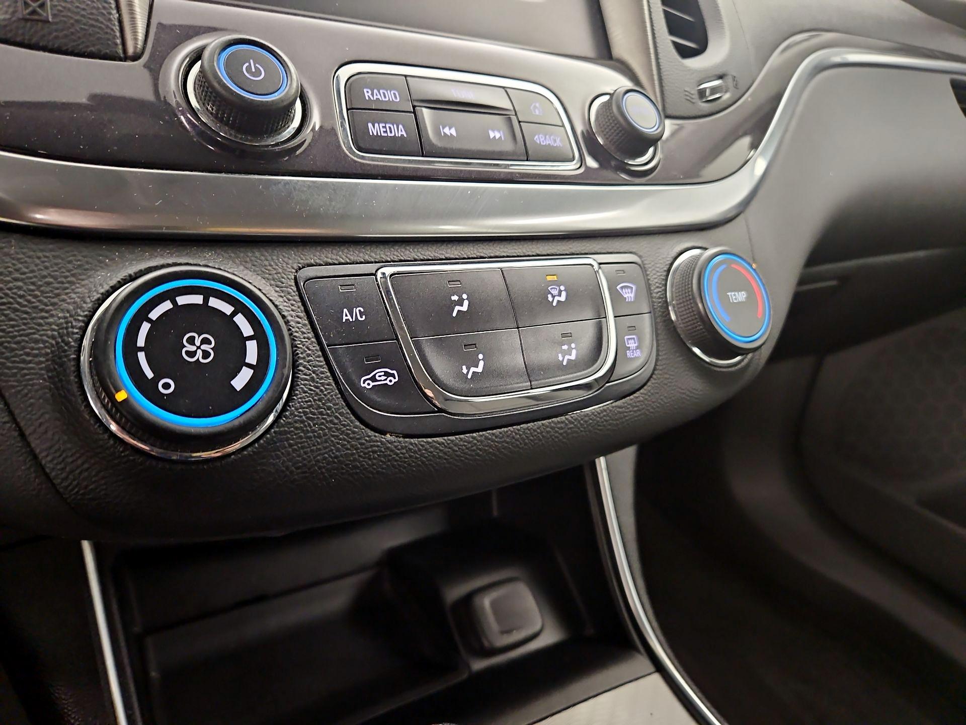 Thumbnail: 2017 Chevrolet Impala - 15