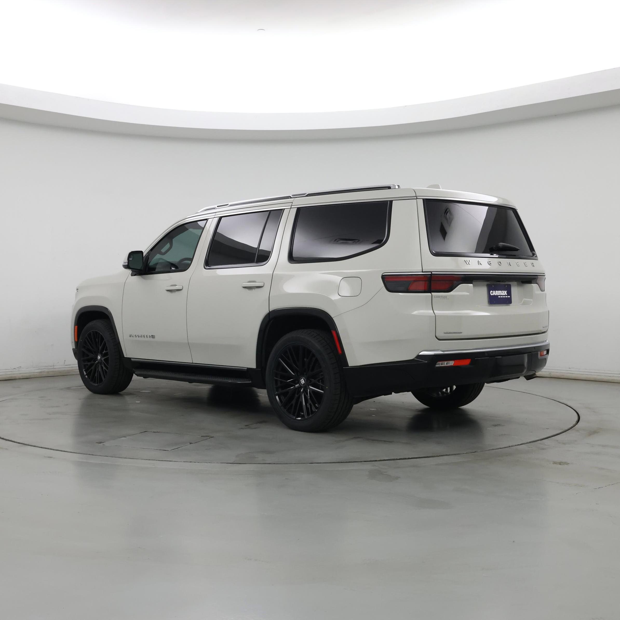 Thumbnail: 2022 Jeep Wagoneer - 2