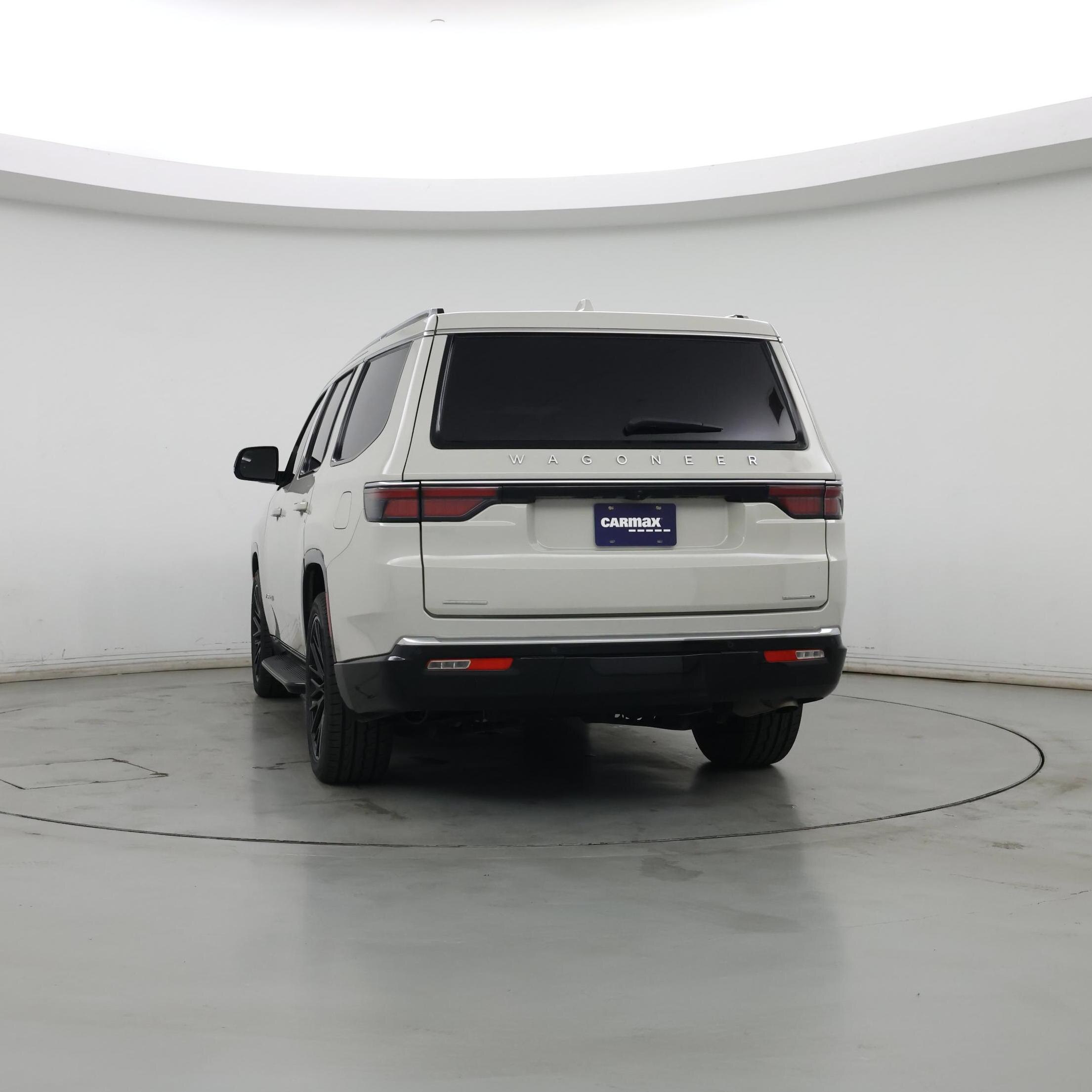 Thumbnail: 2022 Jeep Wagoneer - 6