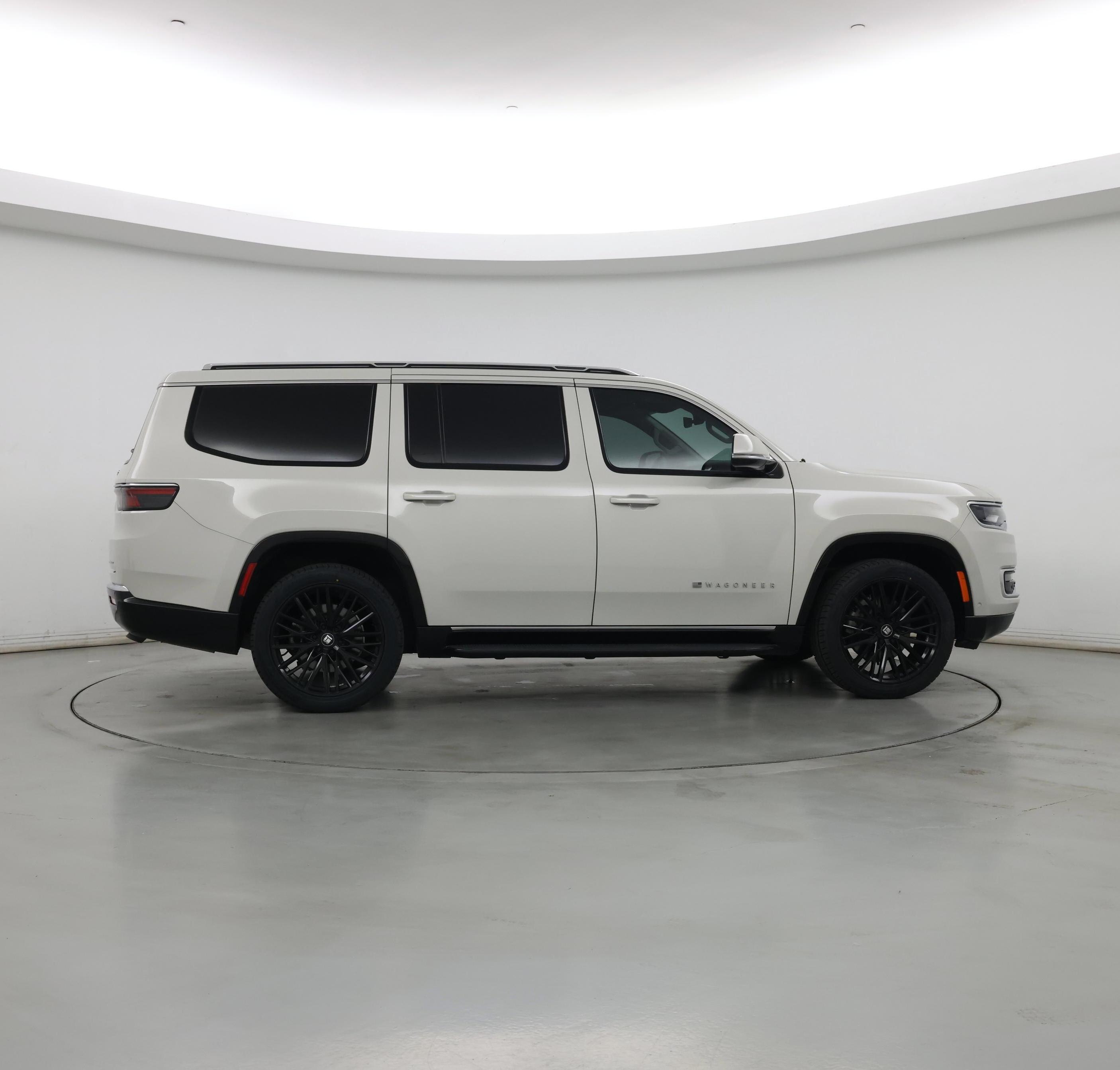 Thumbnail: 2022 Jeep Wagoneer - 7