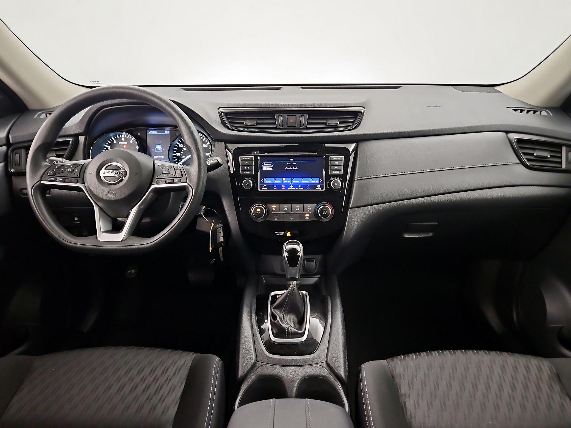 Thumbnail: 2020 Nissan Rogue - 9