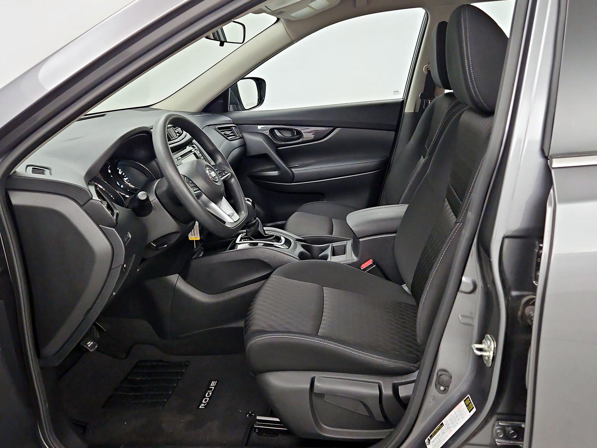 Thumbnail: 2020 Nissan Rogue - 11