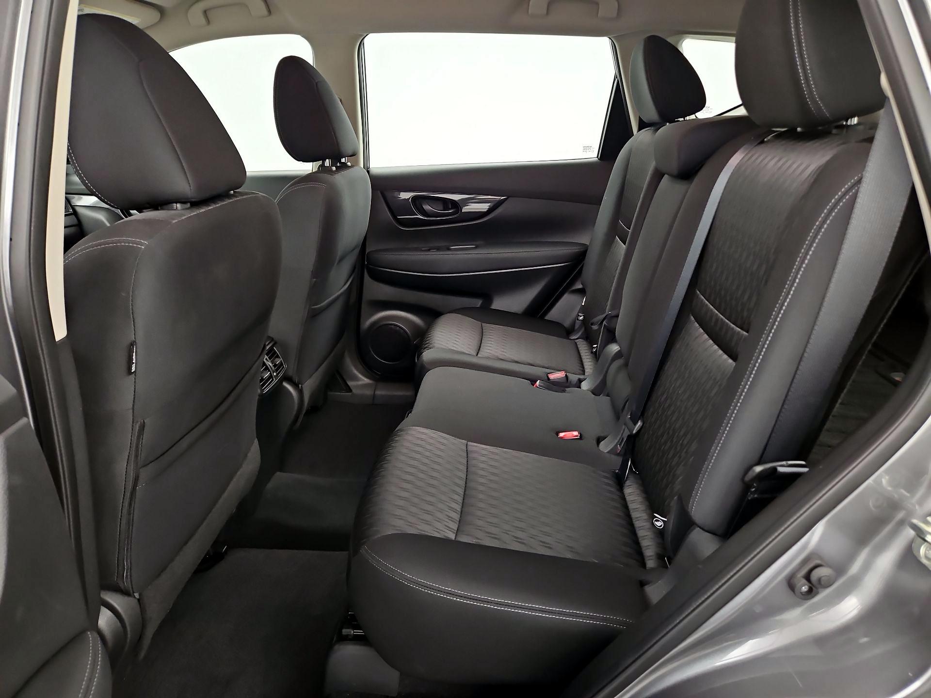 Thumbnail: 2020 Nissan Rogue - 19