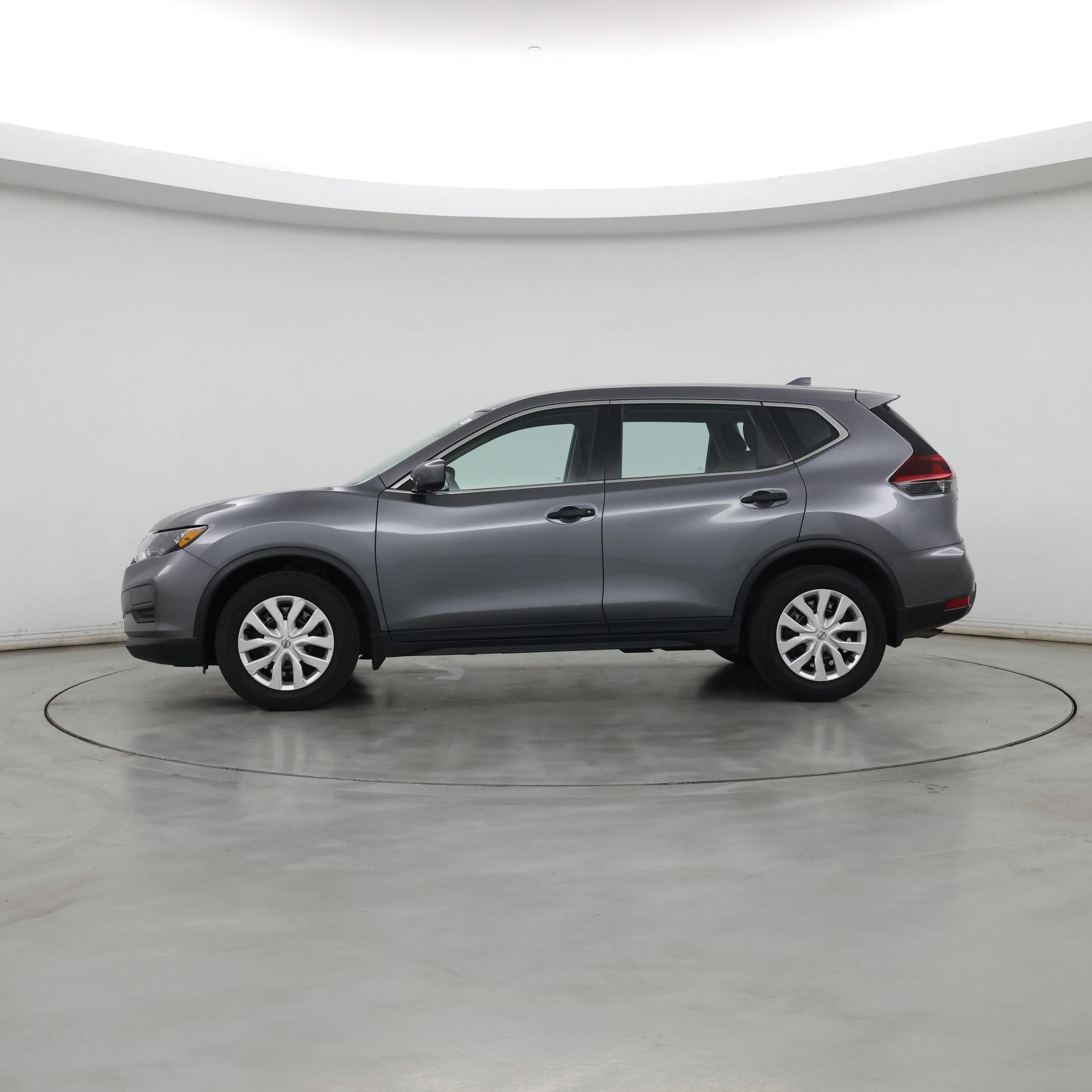 Thumbnail: 2020 Nissan Rogue - 3
