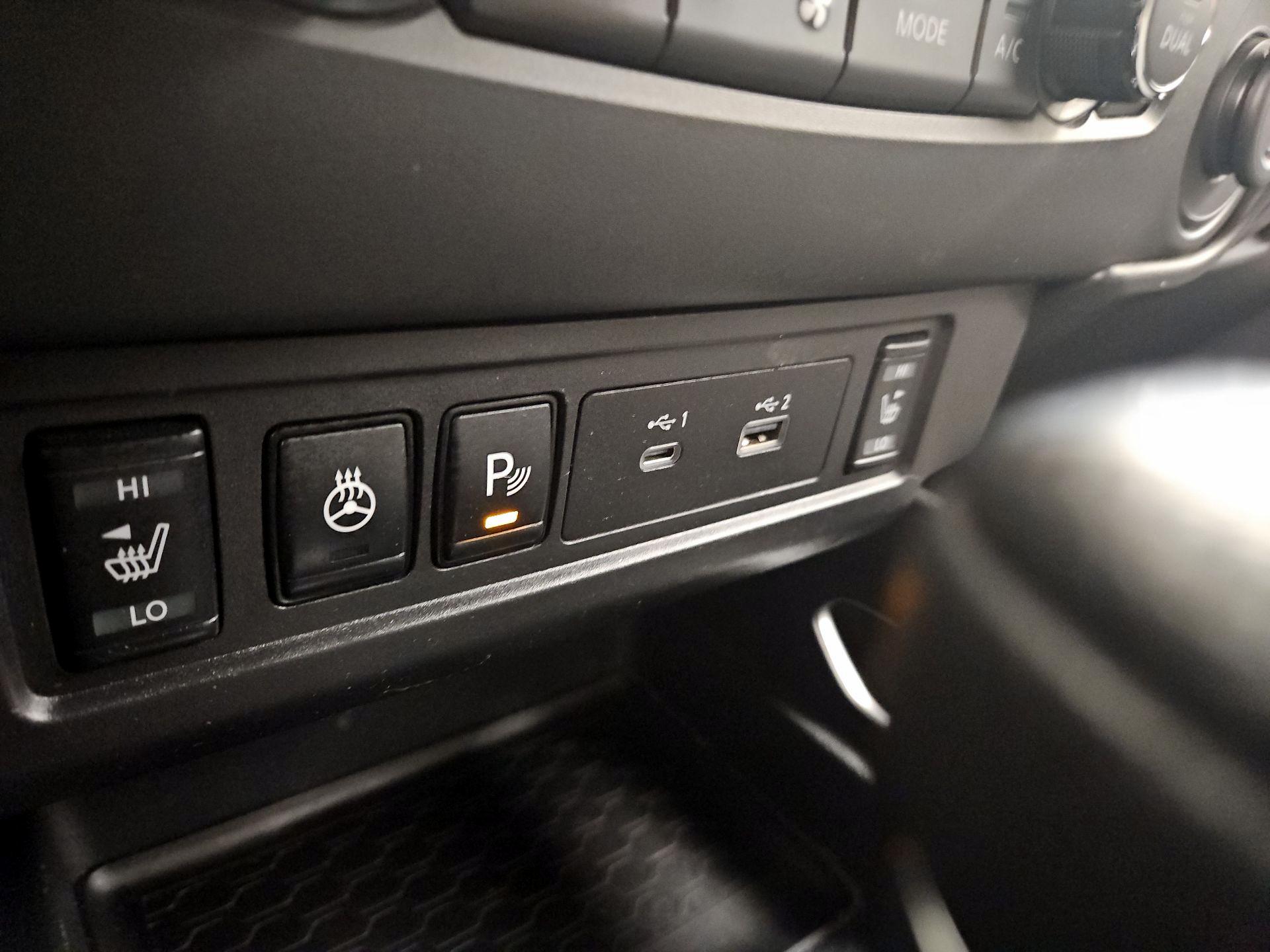 Thumbnail: 2022 Nissan Frontier - 18