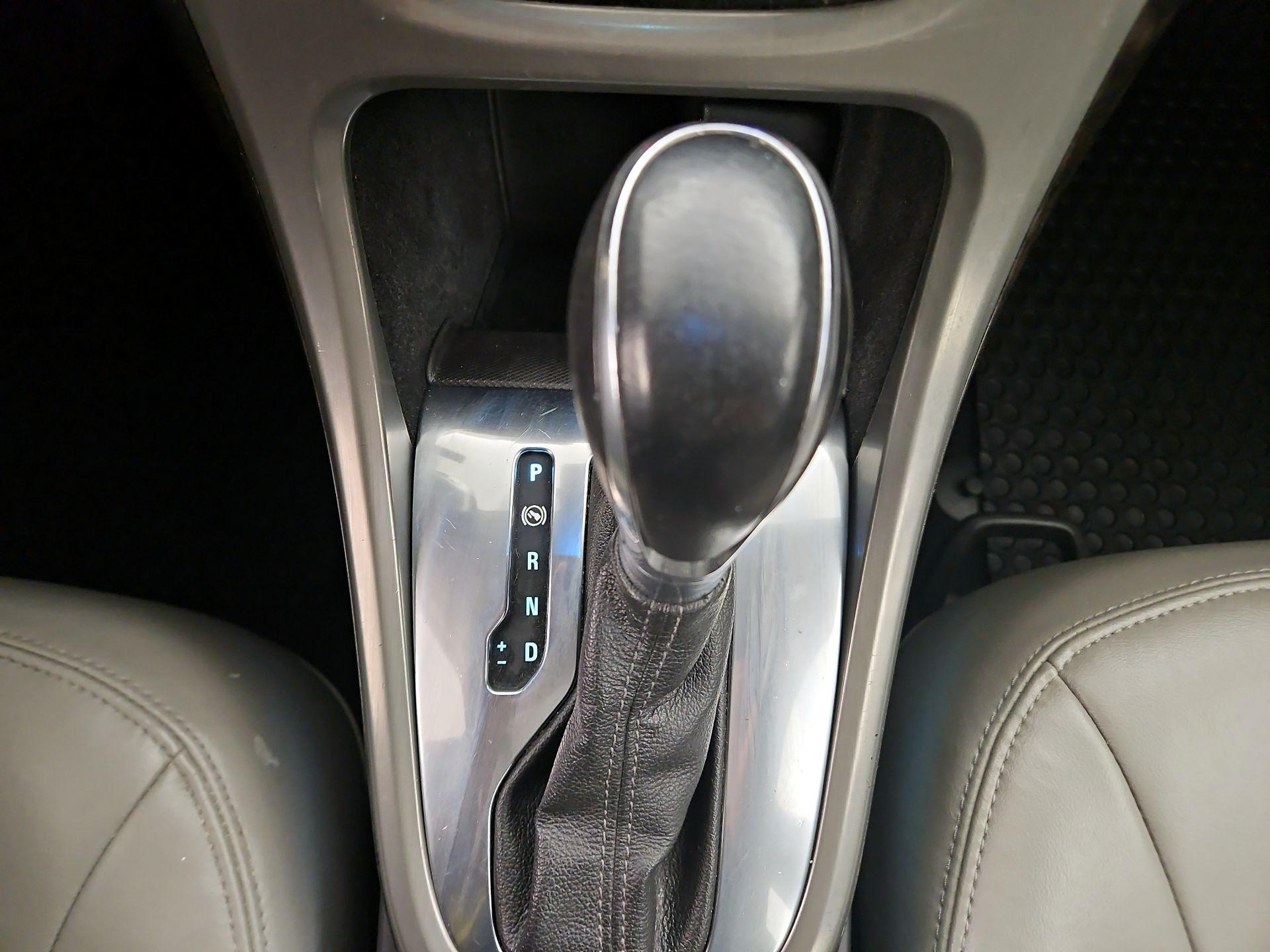 Thumbnail: 2017 Buick Verano - 17