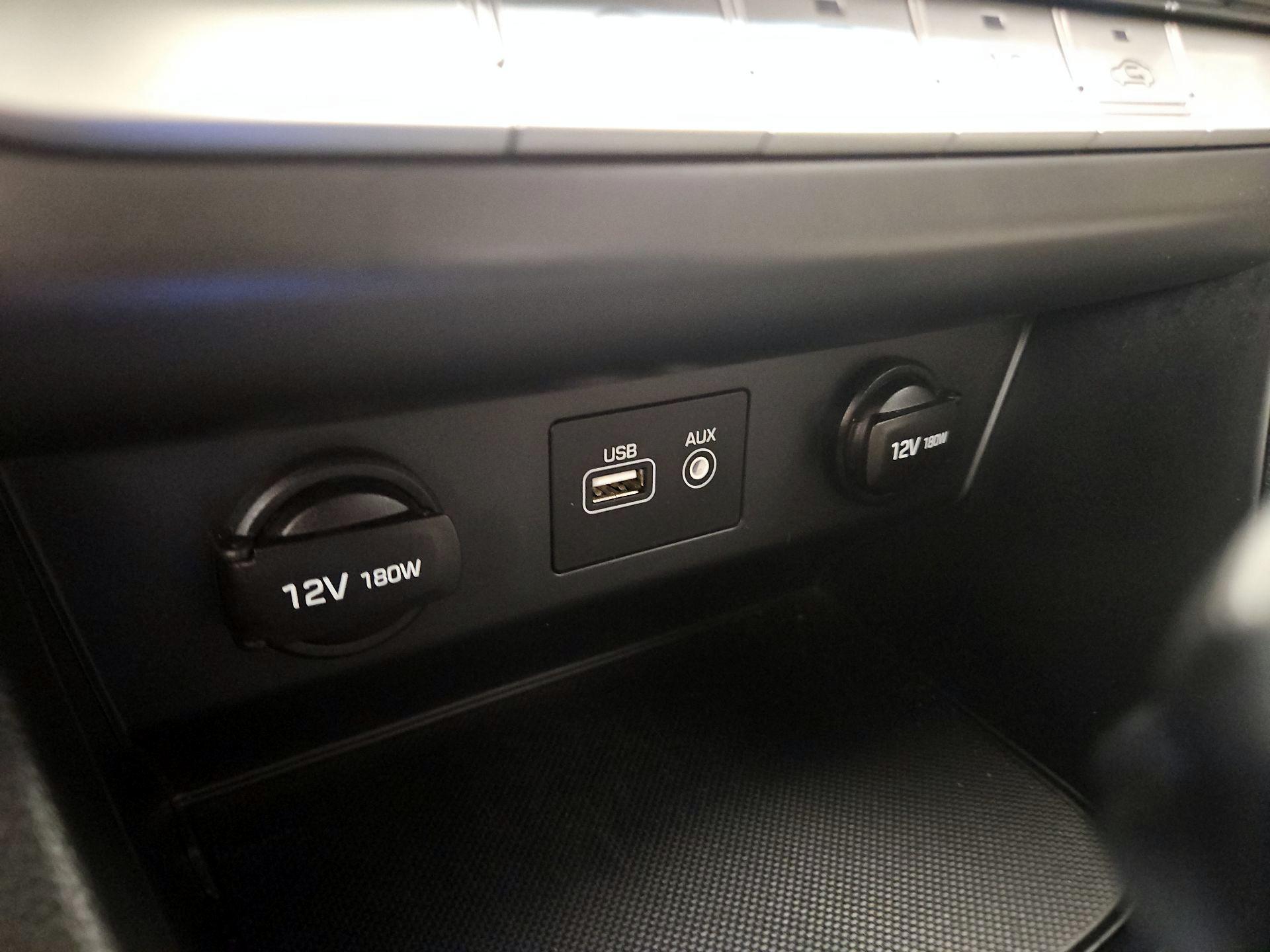 Thumbnail: 2019 Hyundai Sonata - 18