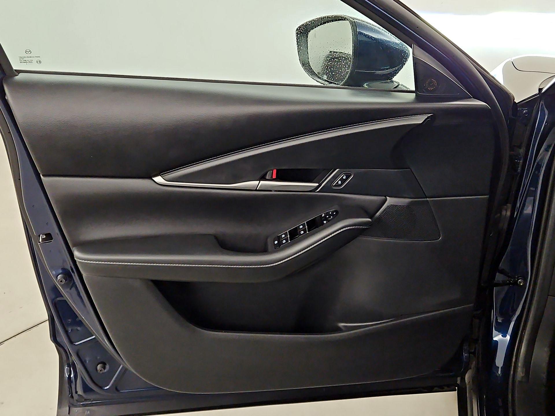 Thumbnail: 2023 Mazda CX-30 - 12