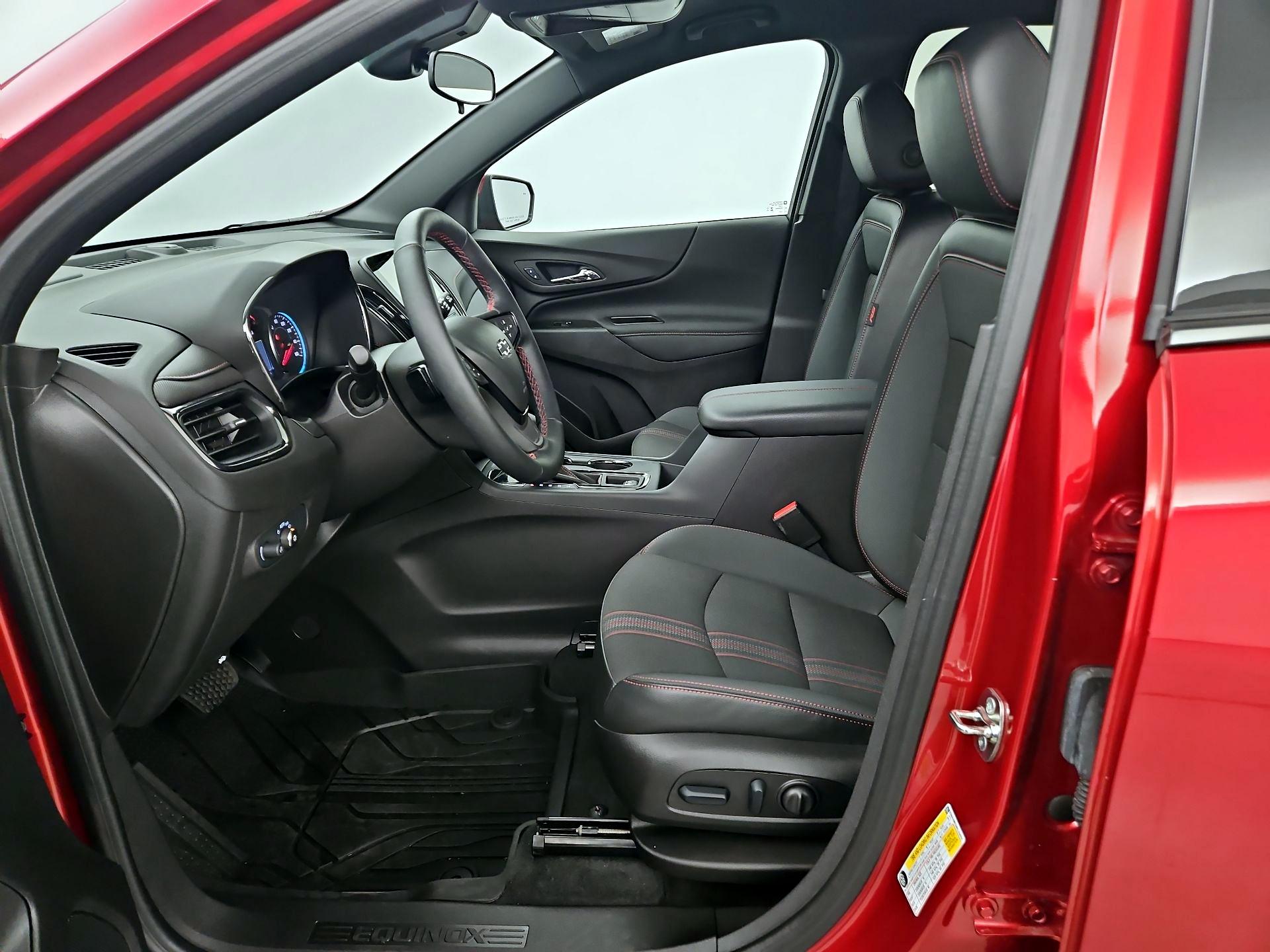 Thumbnail: 2024 Chevrolet Equinox - 11