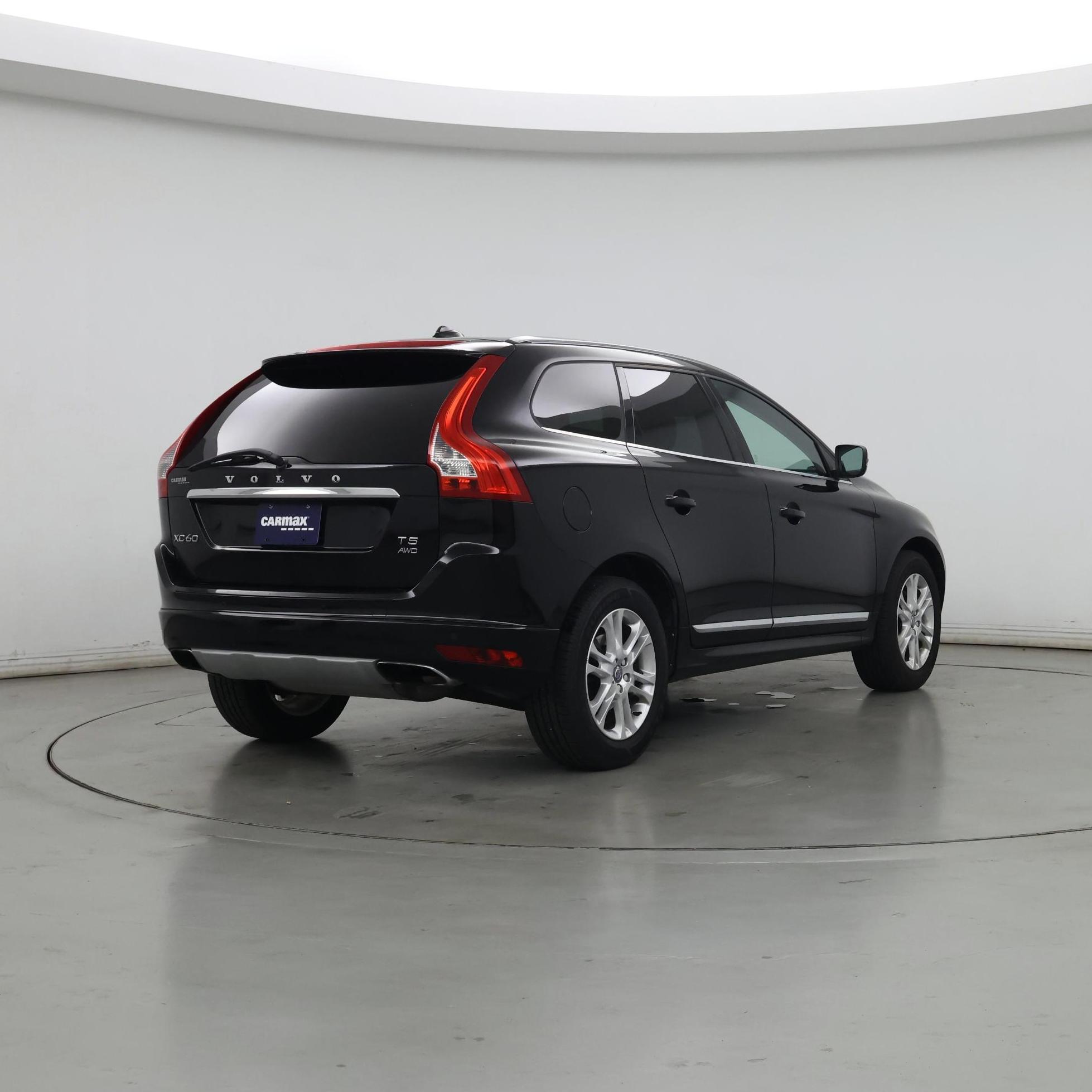 Thumbnail: 2016 Volvo XC60 - 8