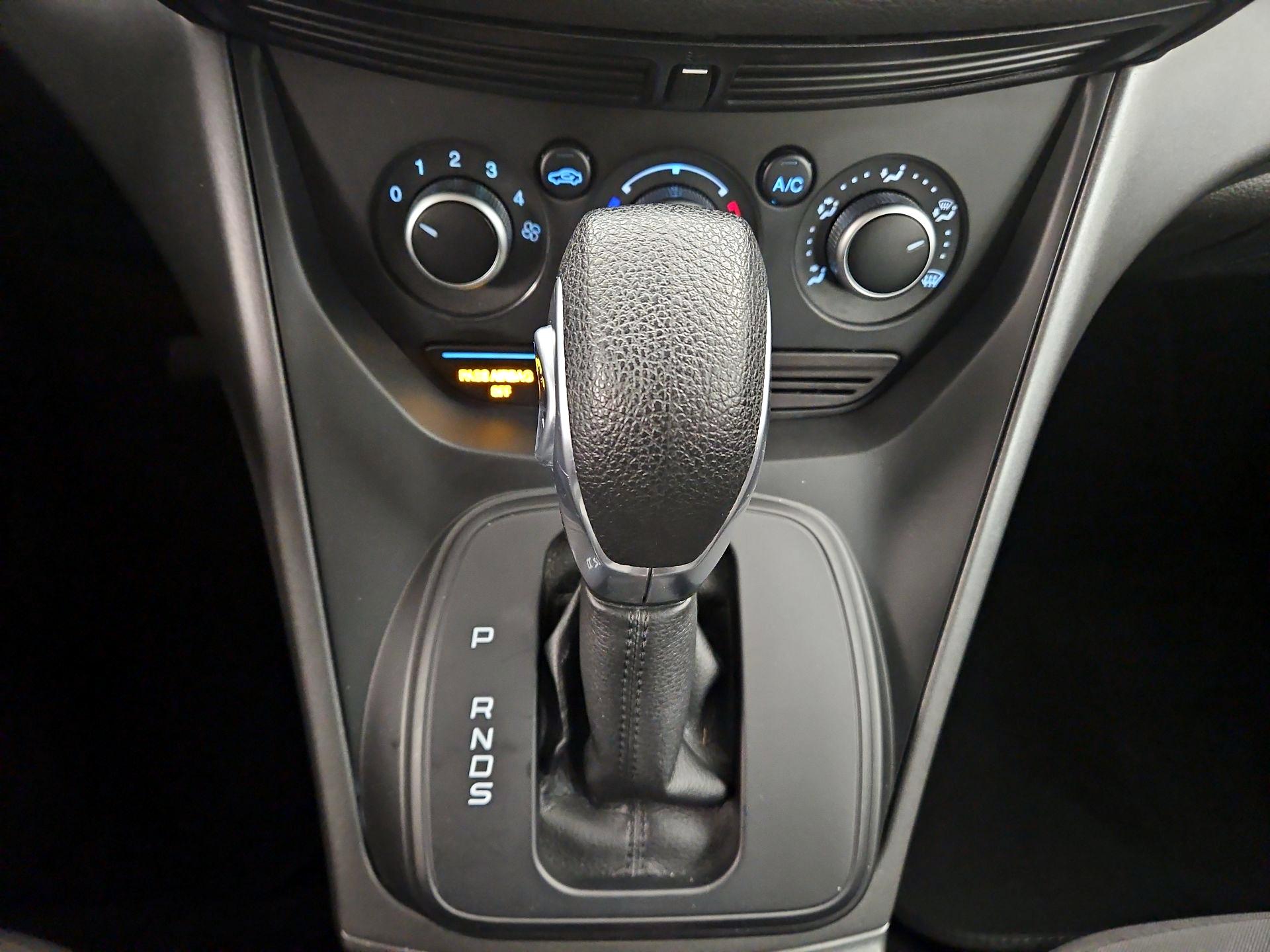 Thumbnail: 2016 Ford Escape - 17