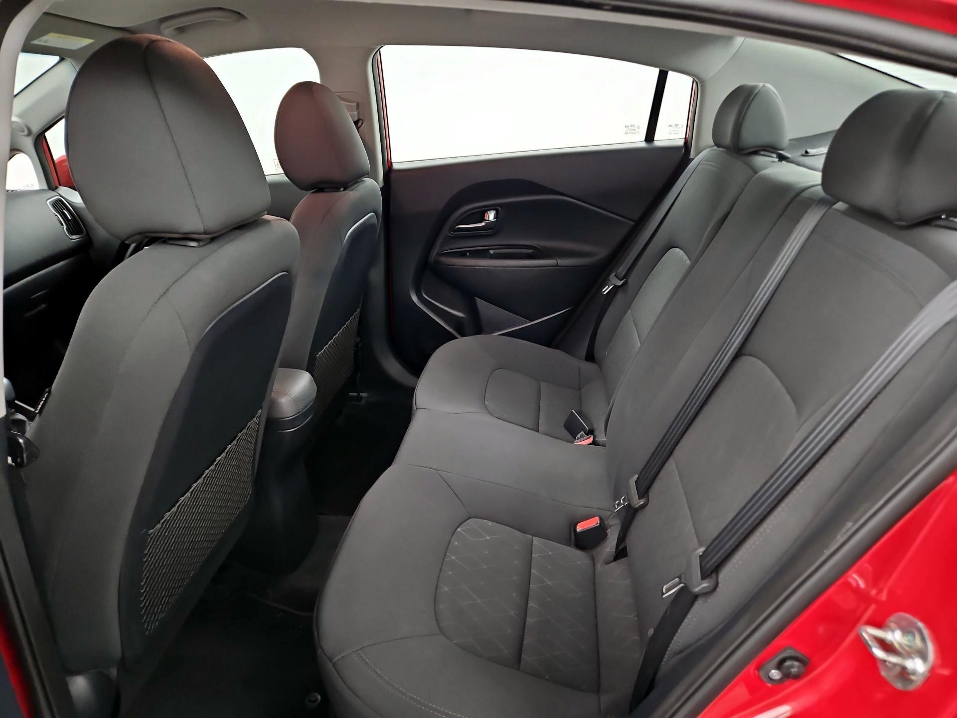 Thumbnail: 2016 Kia Rio - 18