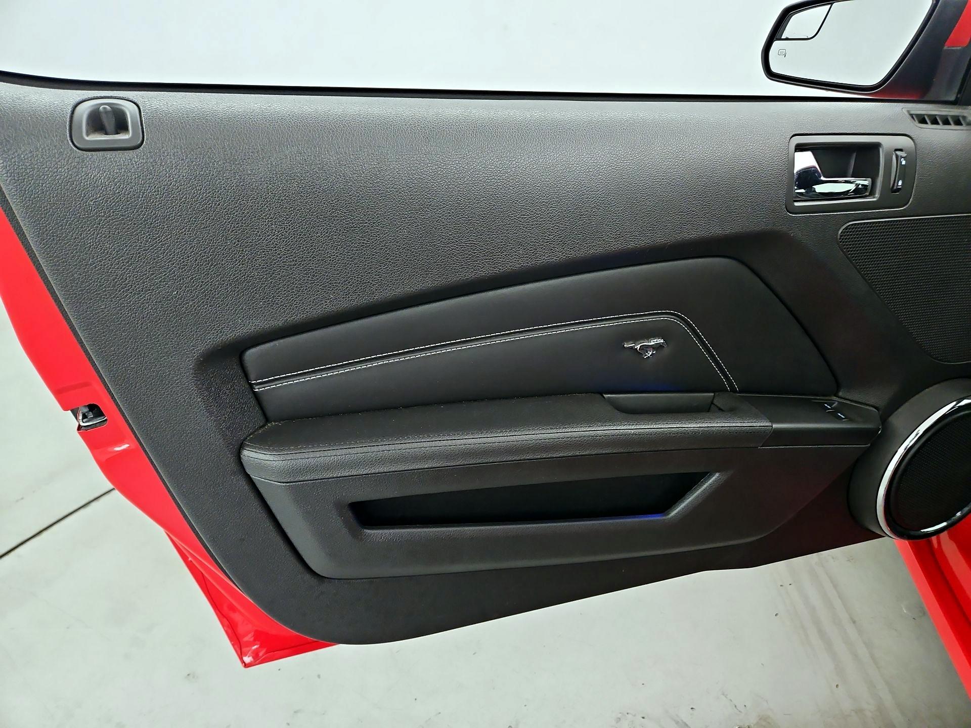 Thumbnail: 2014 Ford Mustang - 12