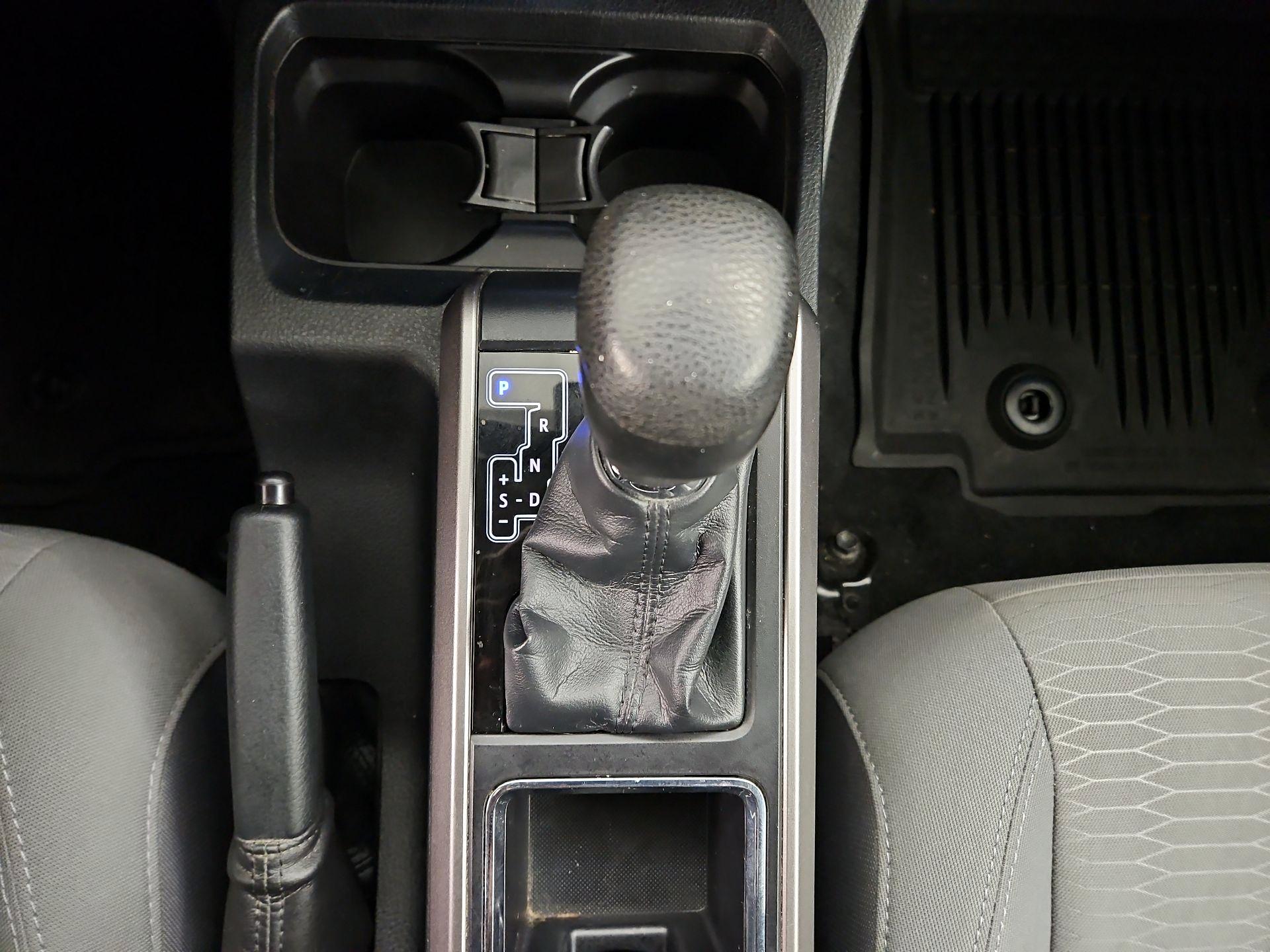 Thumbnail: 2019 Toyota Tacoma - 17