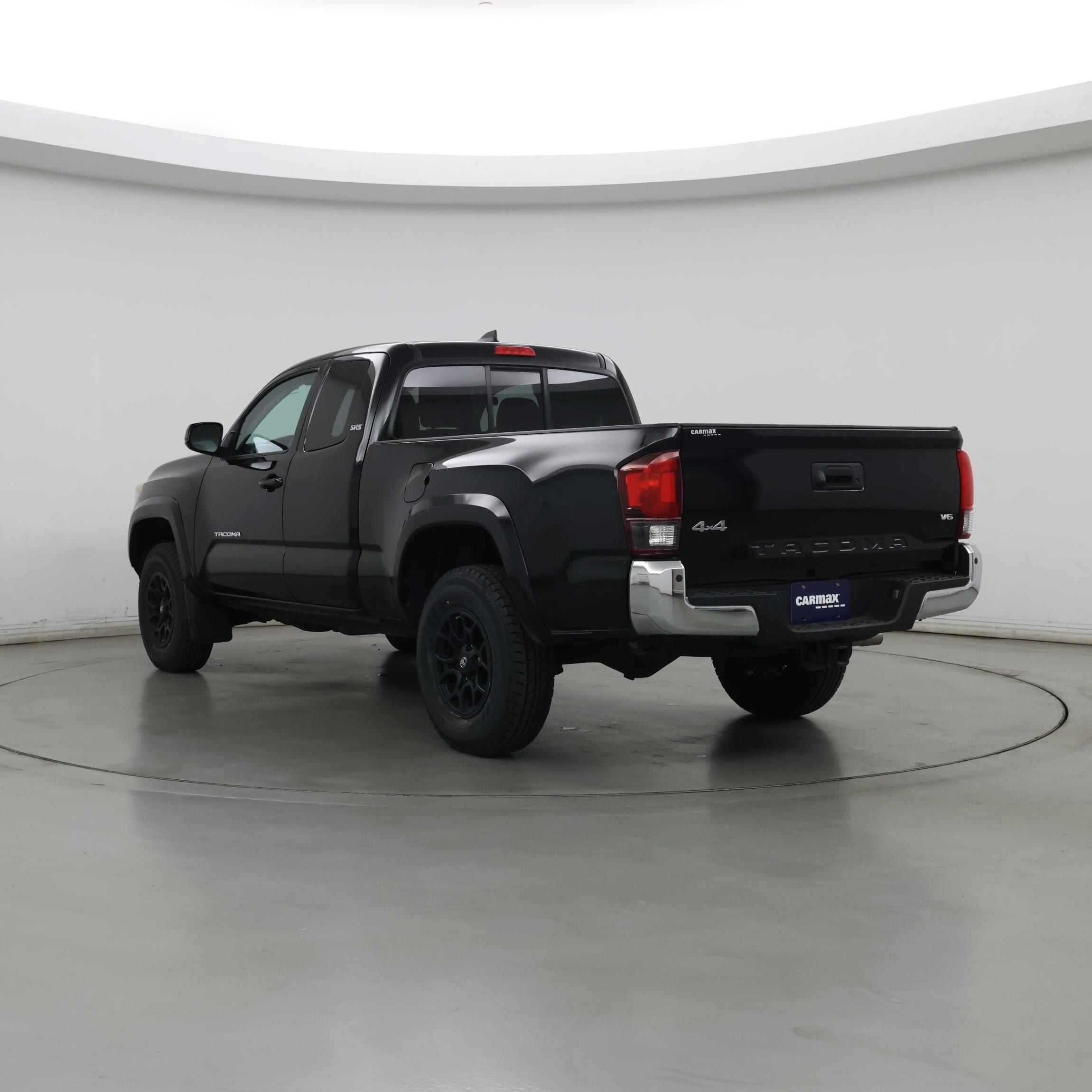Thumbnail: 2019 Toyota Tacoma - 2