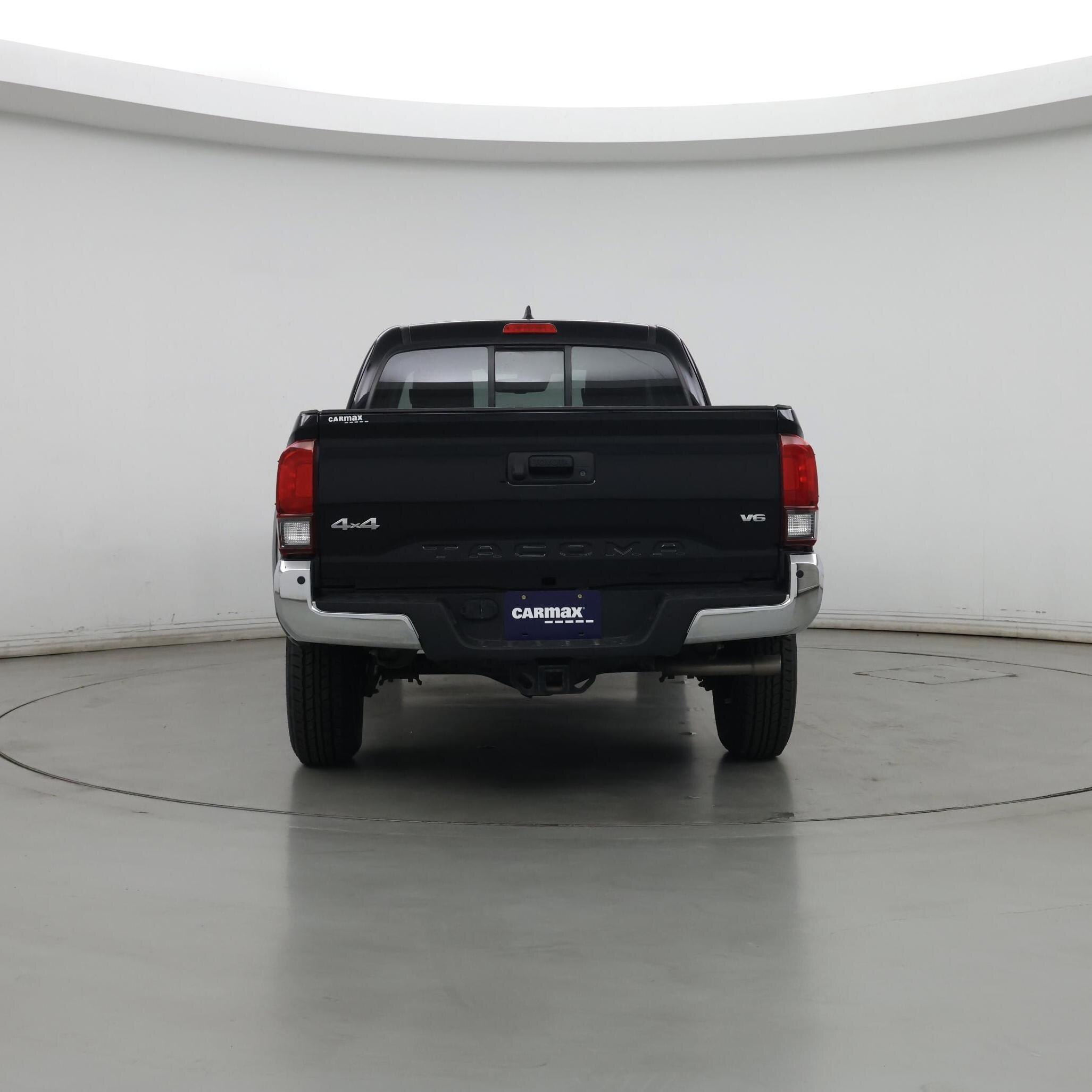 Thumbnail: 2019 Toyota Tacoma - 6