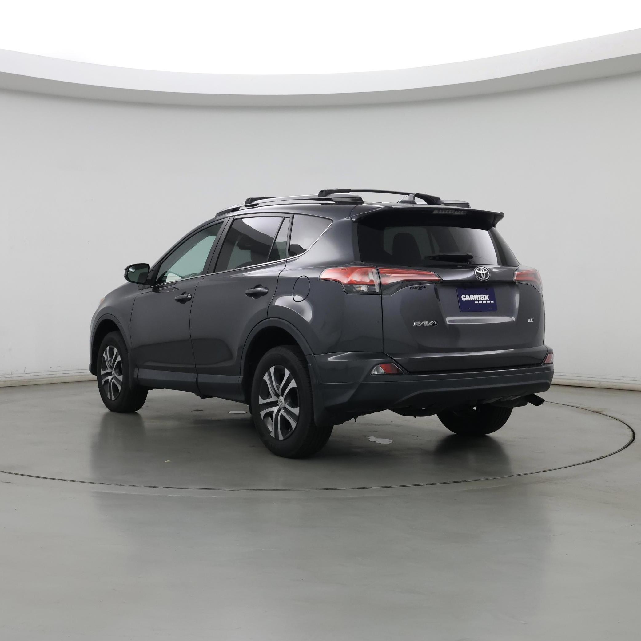 Thumbnail: 2018 Toyota RAV4 - 2