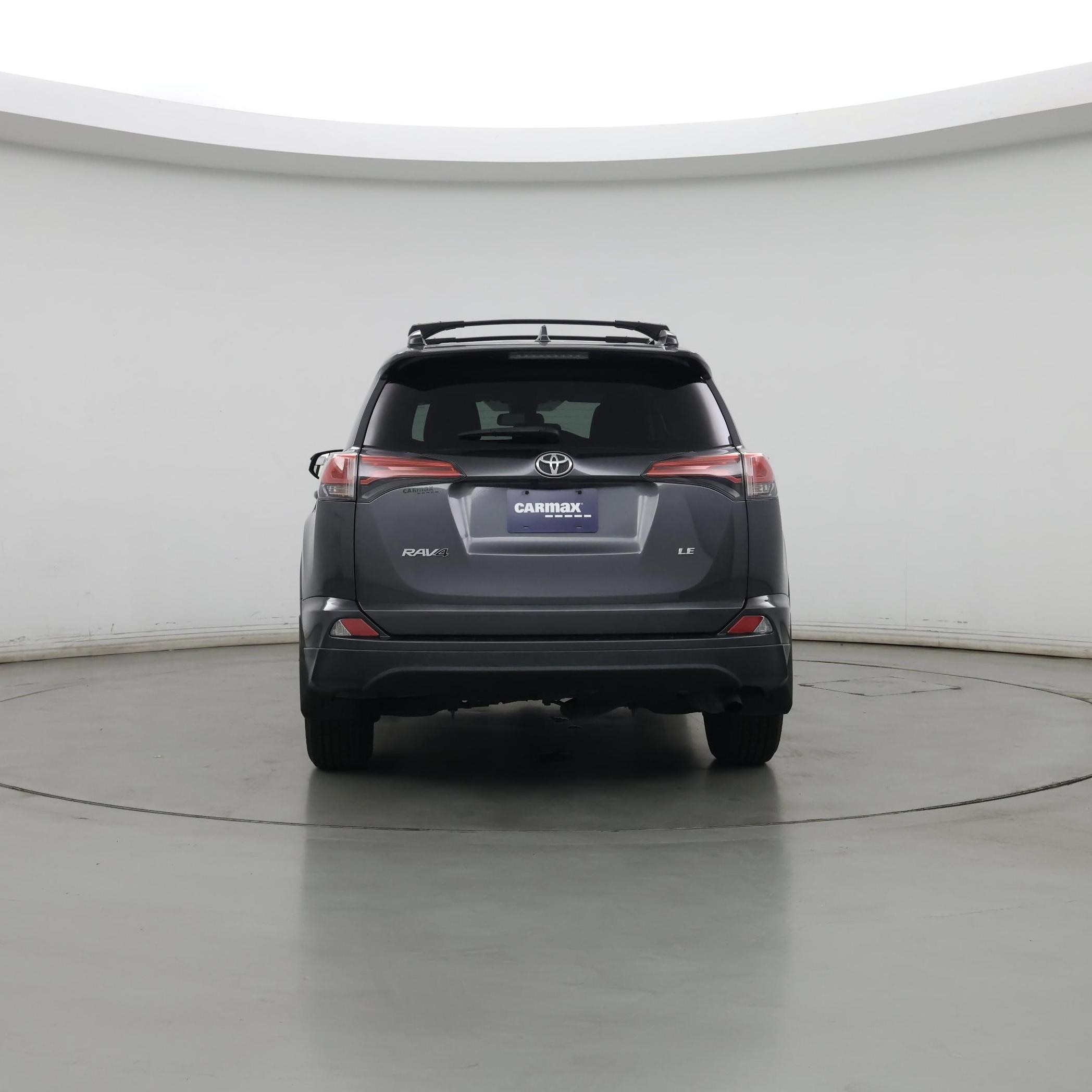 Thumbnail: 2018 Toyota RAV4 - 6