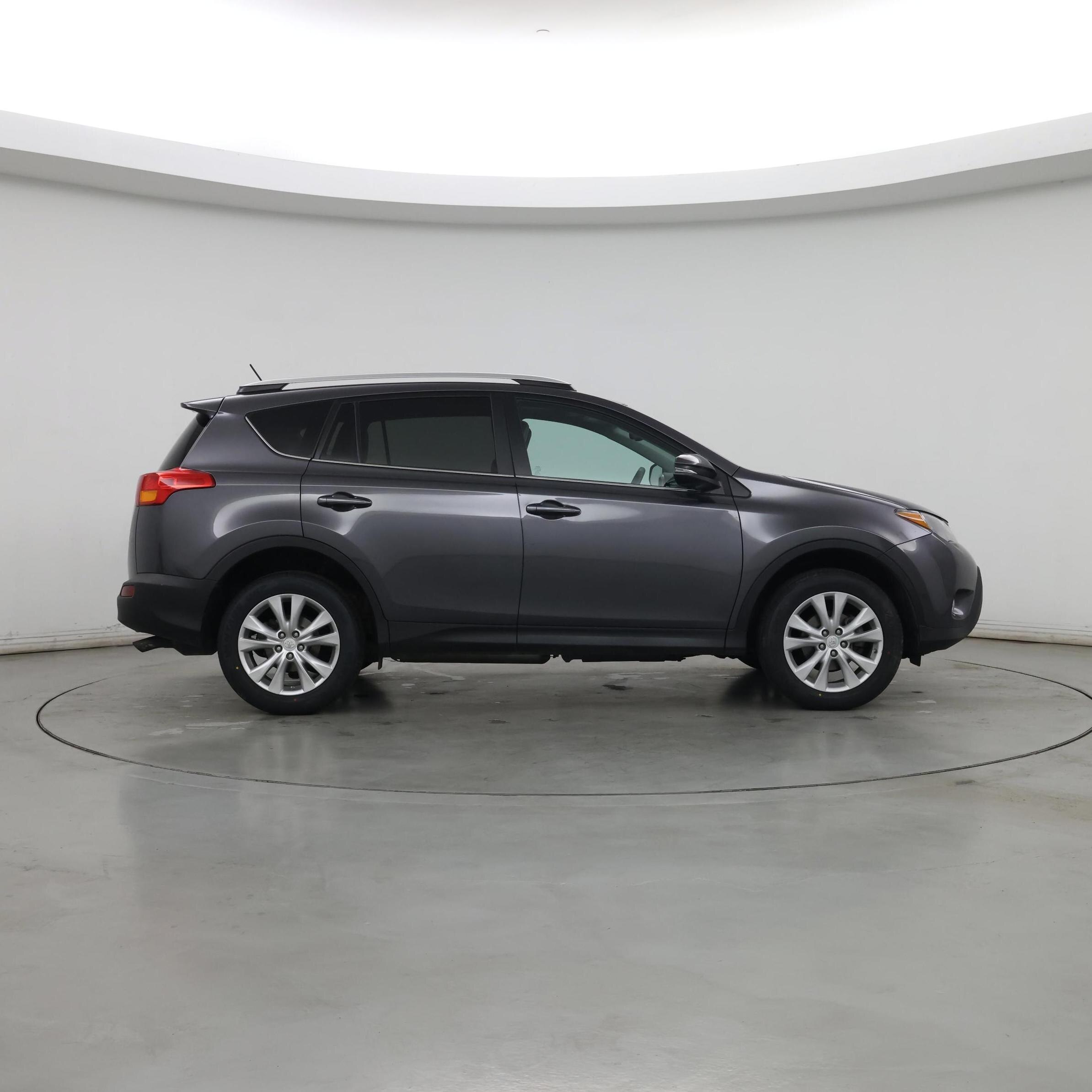 Thumbnail: 2014 Toyota RAV4 - 7