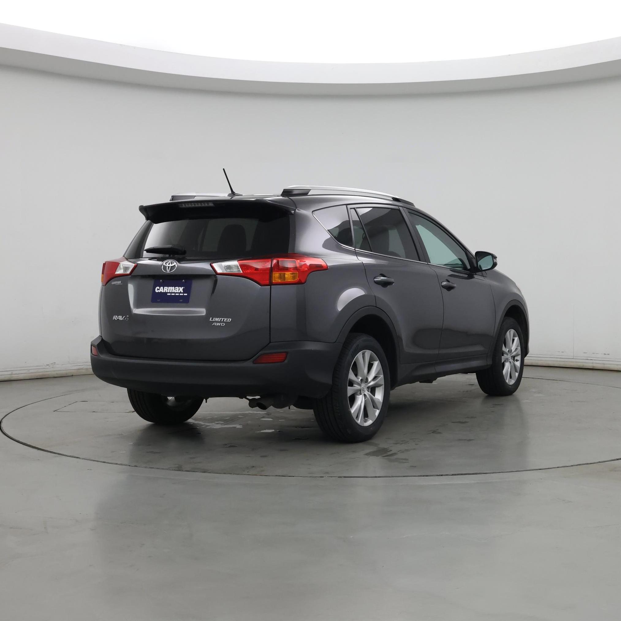 Thumbnail: 2014 Toyota RAV4 - 8