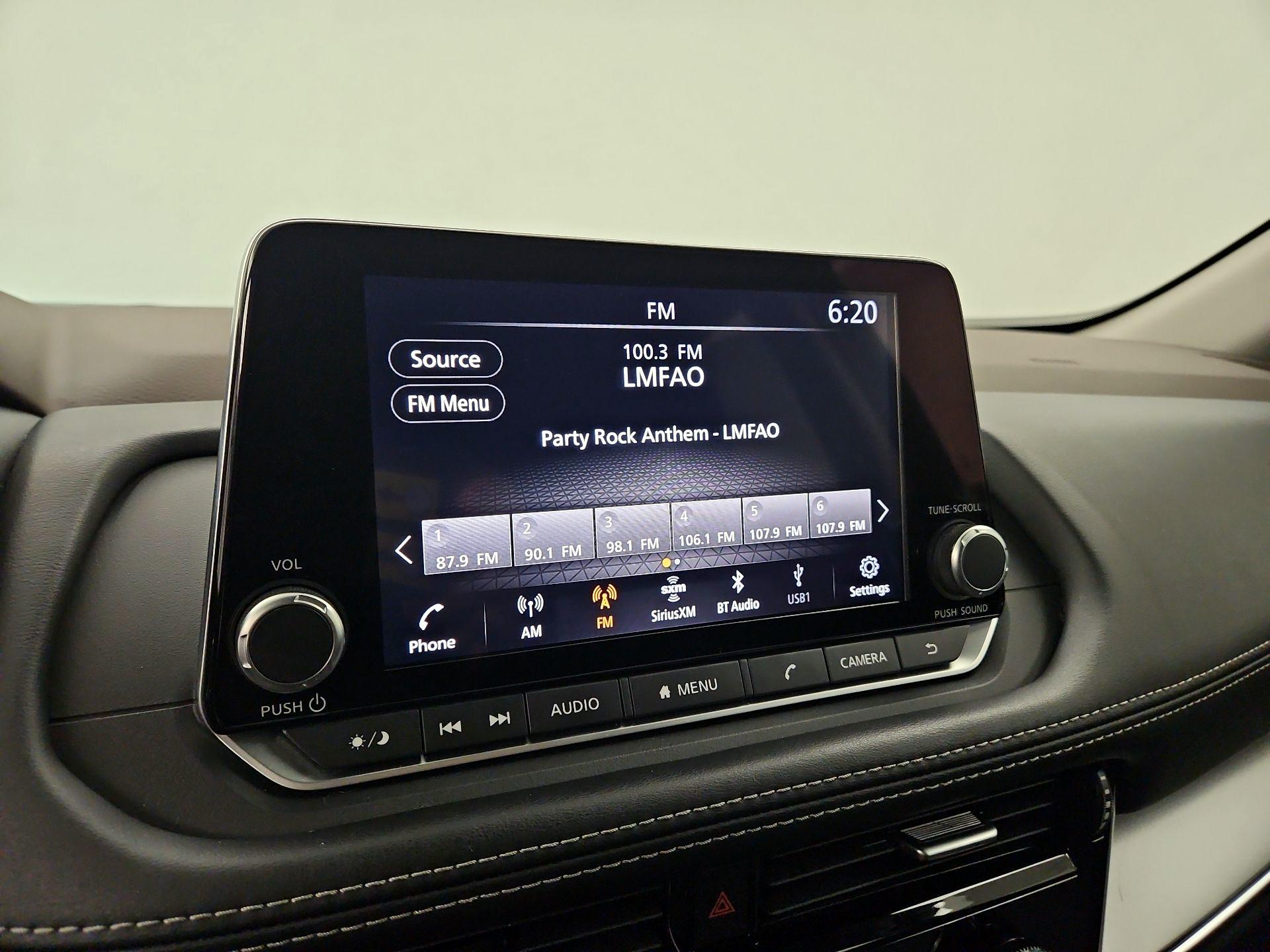 Thumbnail: 2022 Nissan Rogue - 15