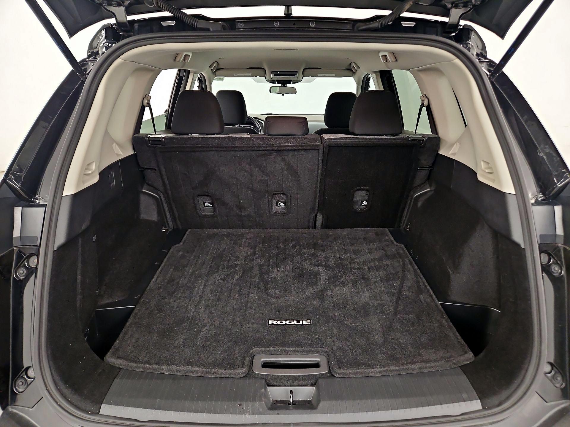 Thumbnail: 2022 Nissan Rogue - 20