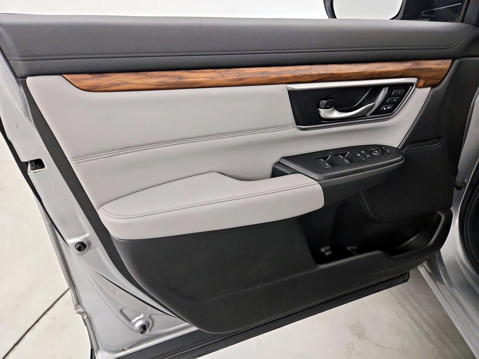 Thumbnail: 2019 Honda CR-V - 12