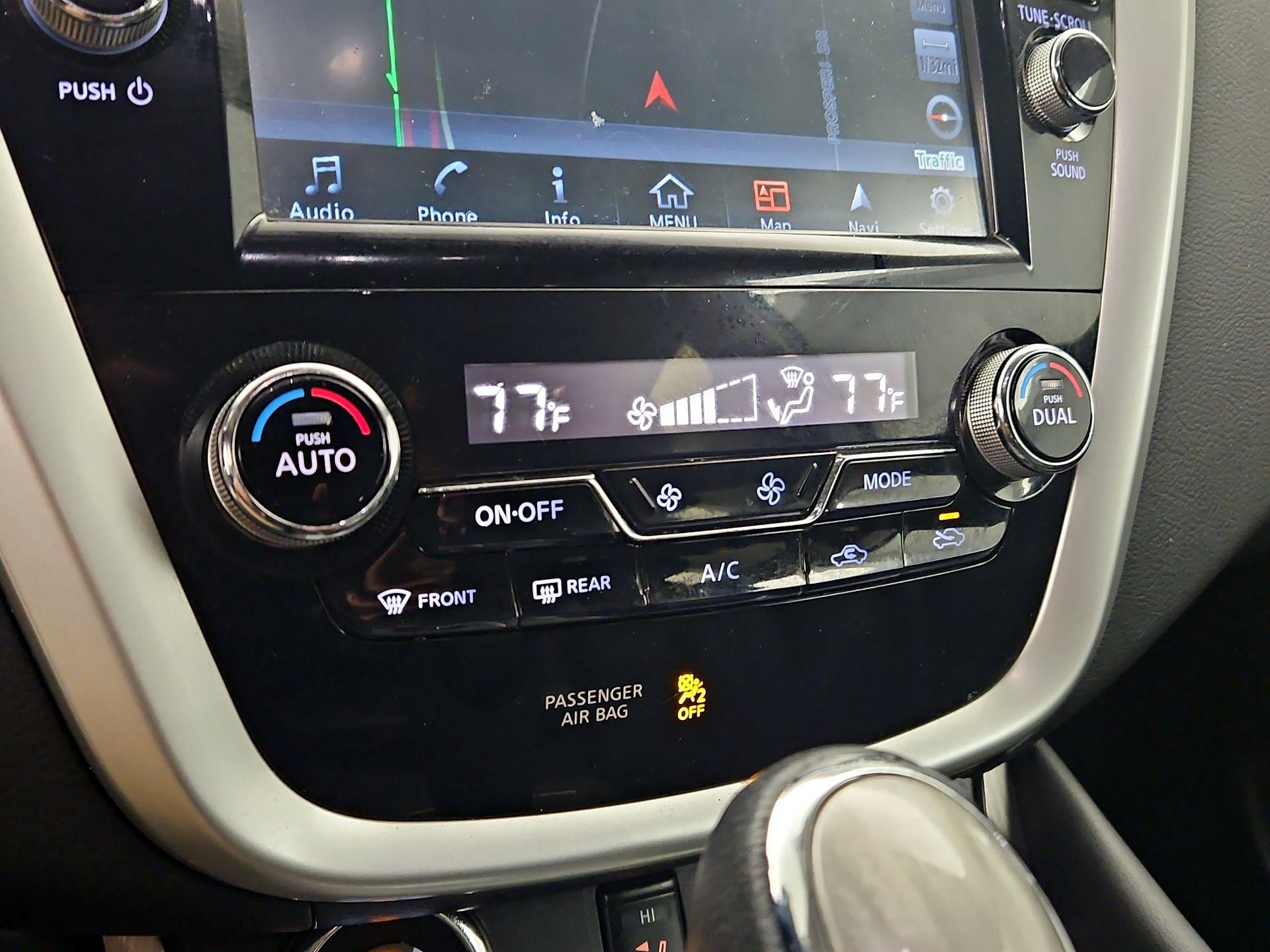 Thumbnail: 2017 Nissan Murano - 17