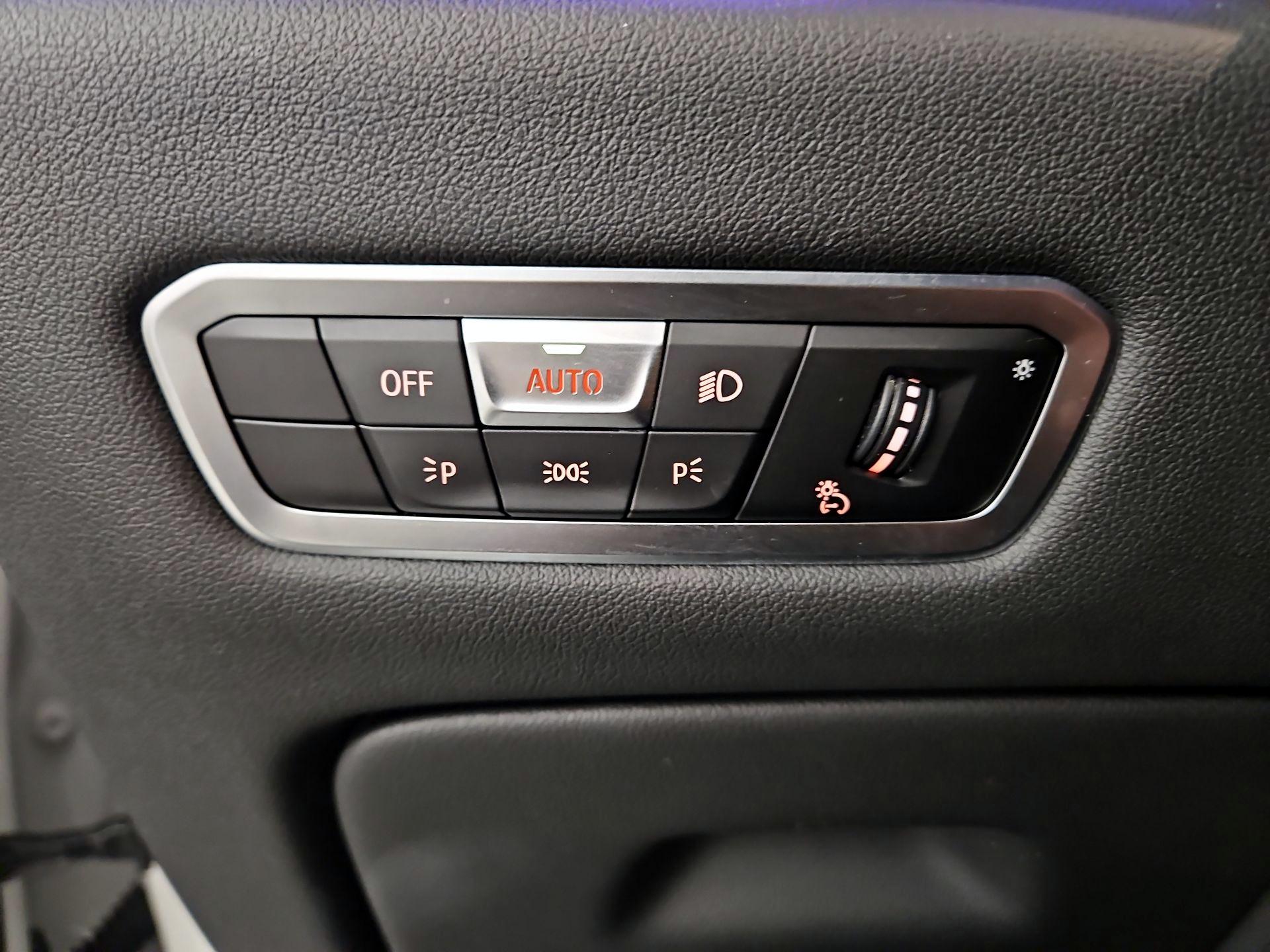 Thumbnail: 2022 BMW X5 - 13