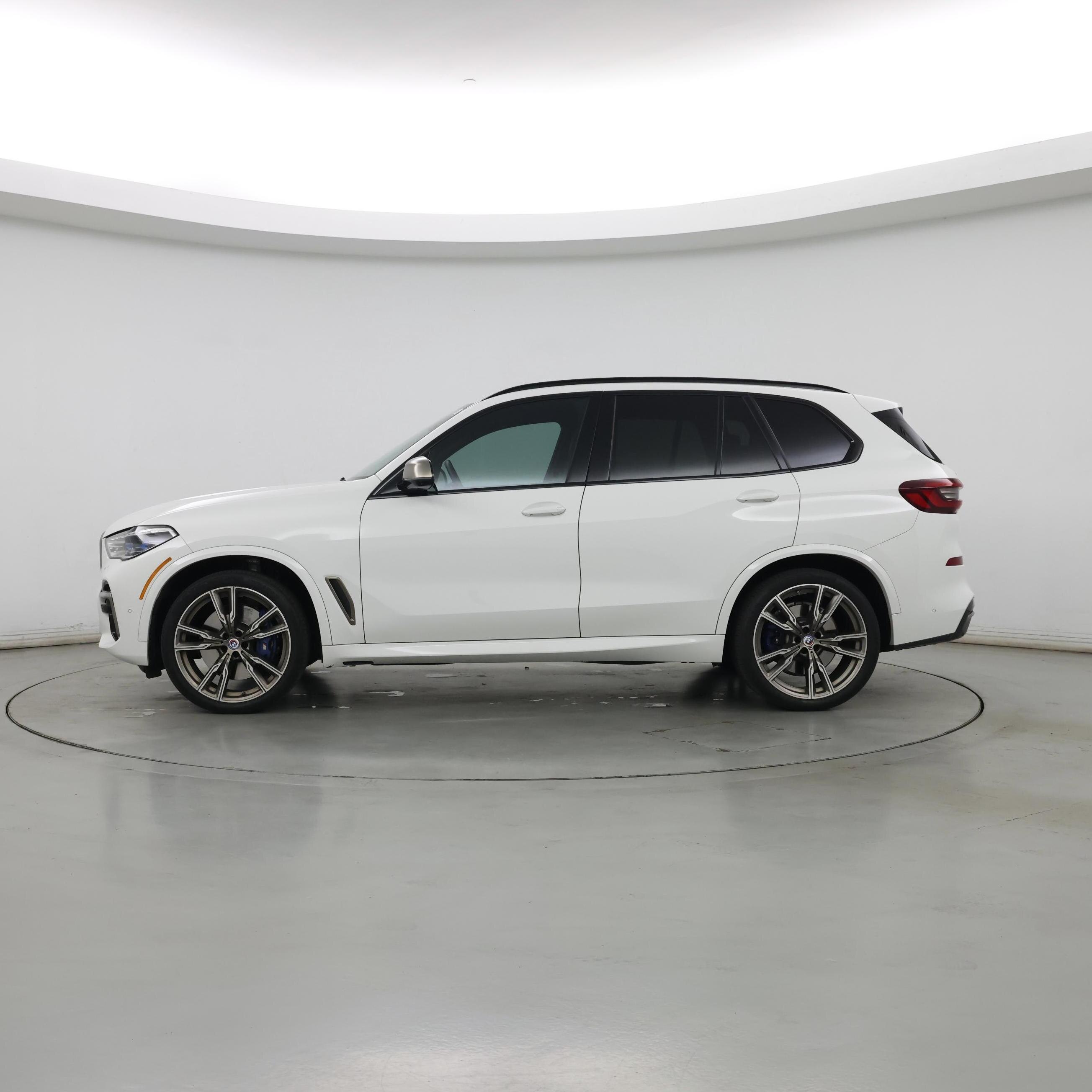 Thumbnail: 2022 BMW X5 - 3