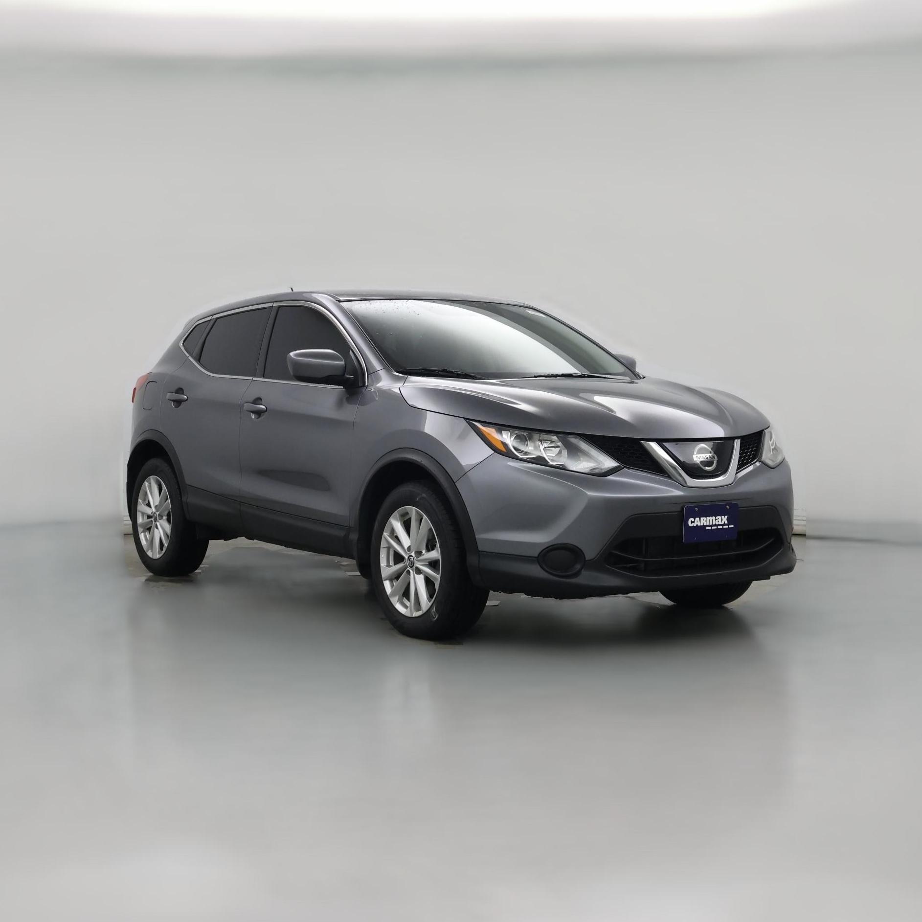 Thumbnail: 2019 Nissan Rogue Sport - 1