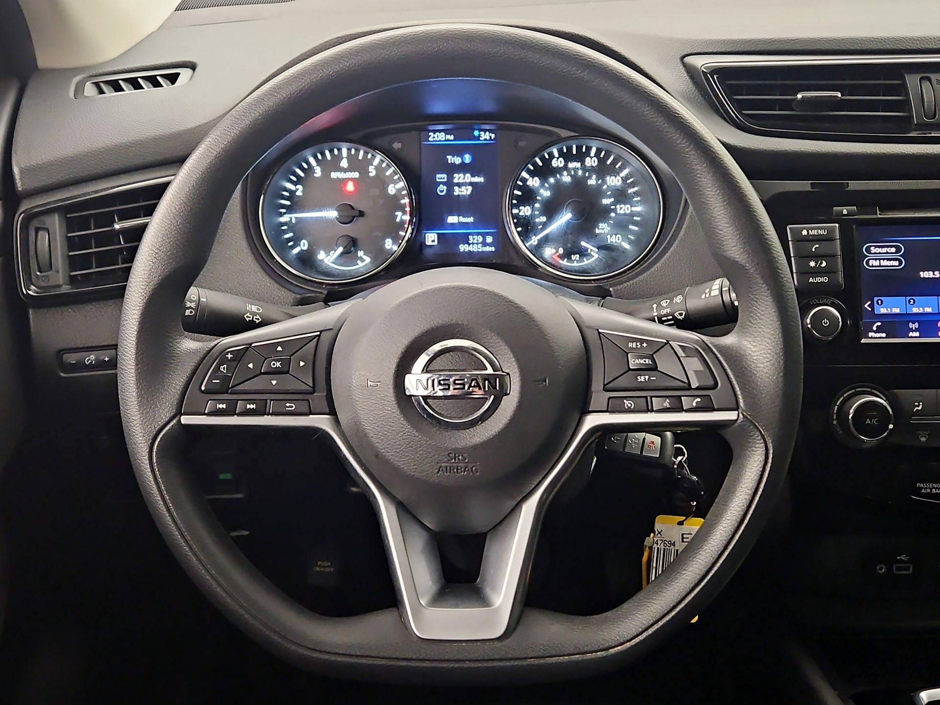 Thumbnail: 2019 Nissan Rogue Sport - 10