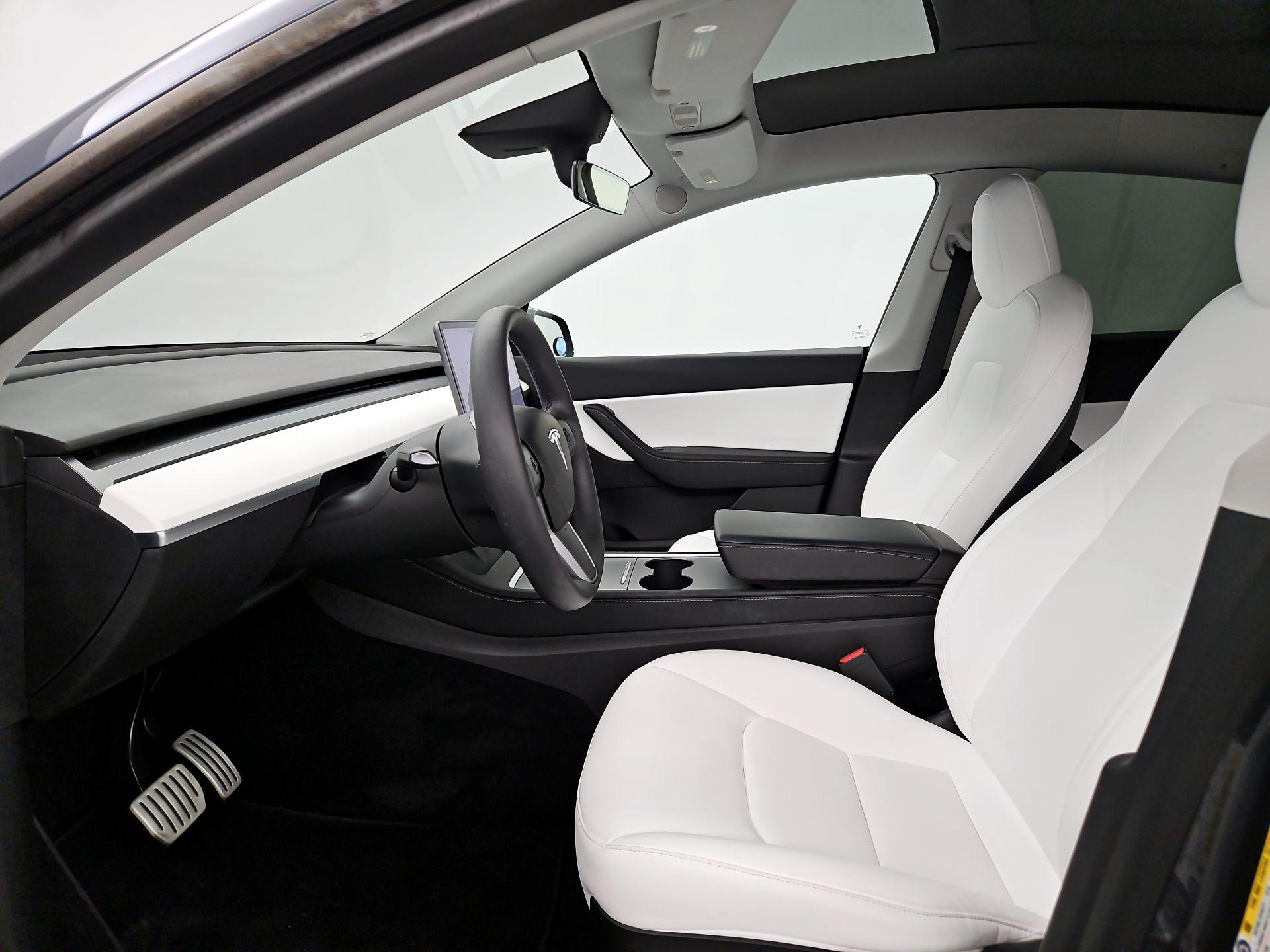 Thumbnail: 2022 Tesla Model Y - 11