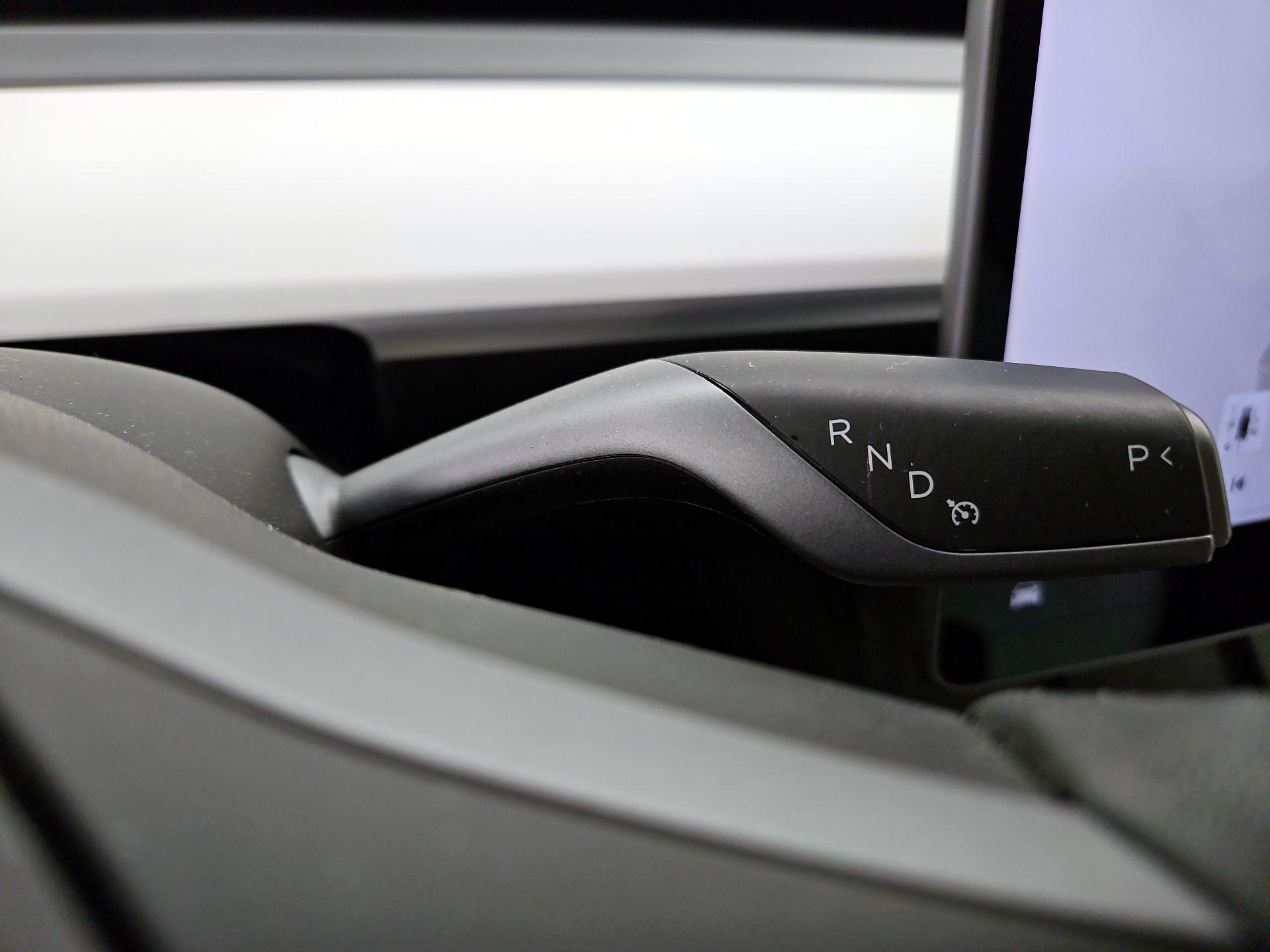 Thumbnail: 2022 Tesla Model Y - 17