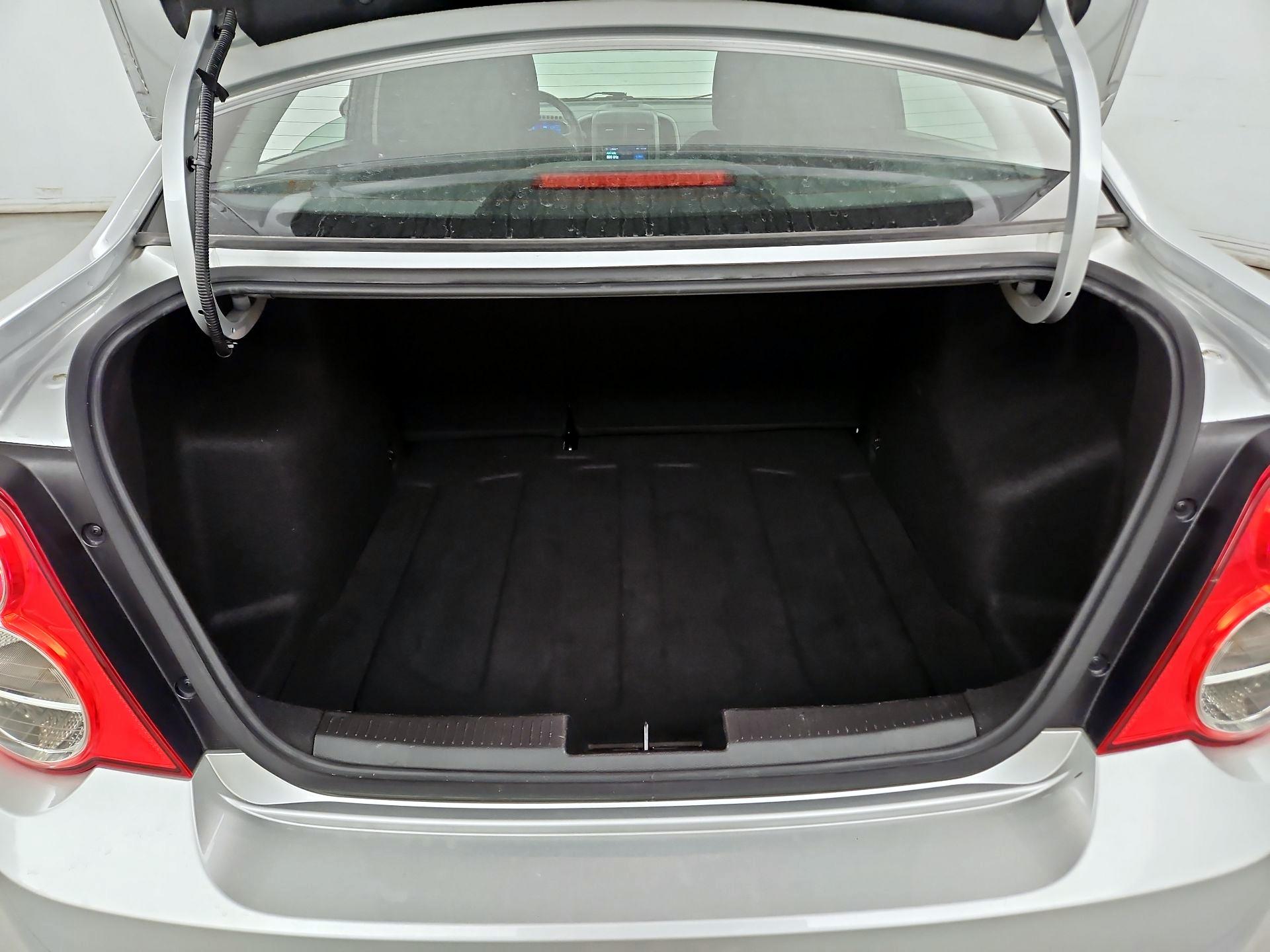 Thumbnail: 2015 Chevrolet Sonic - 20