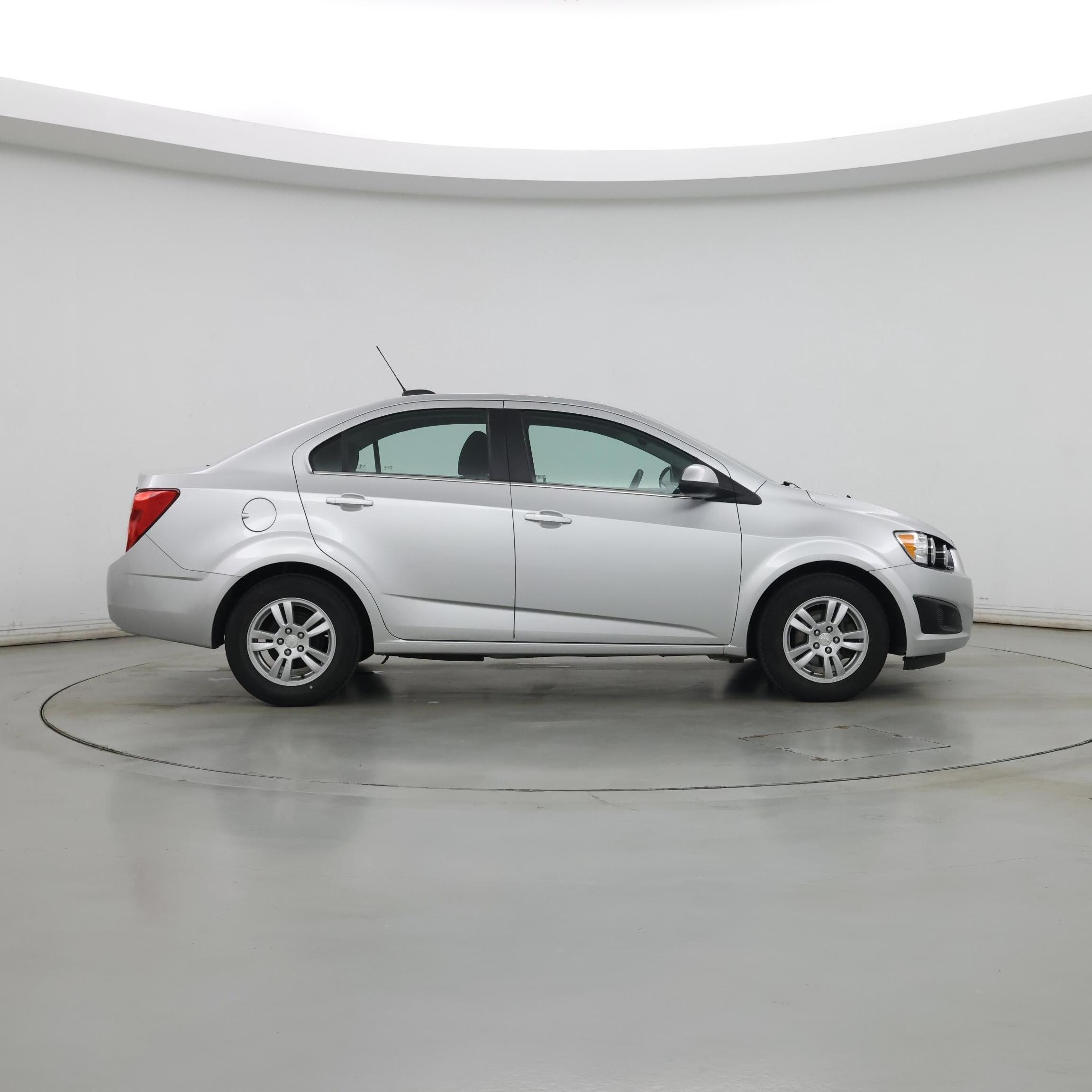 Thumbnail: 2015 Chevrolet Sonic - 7