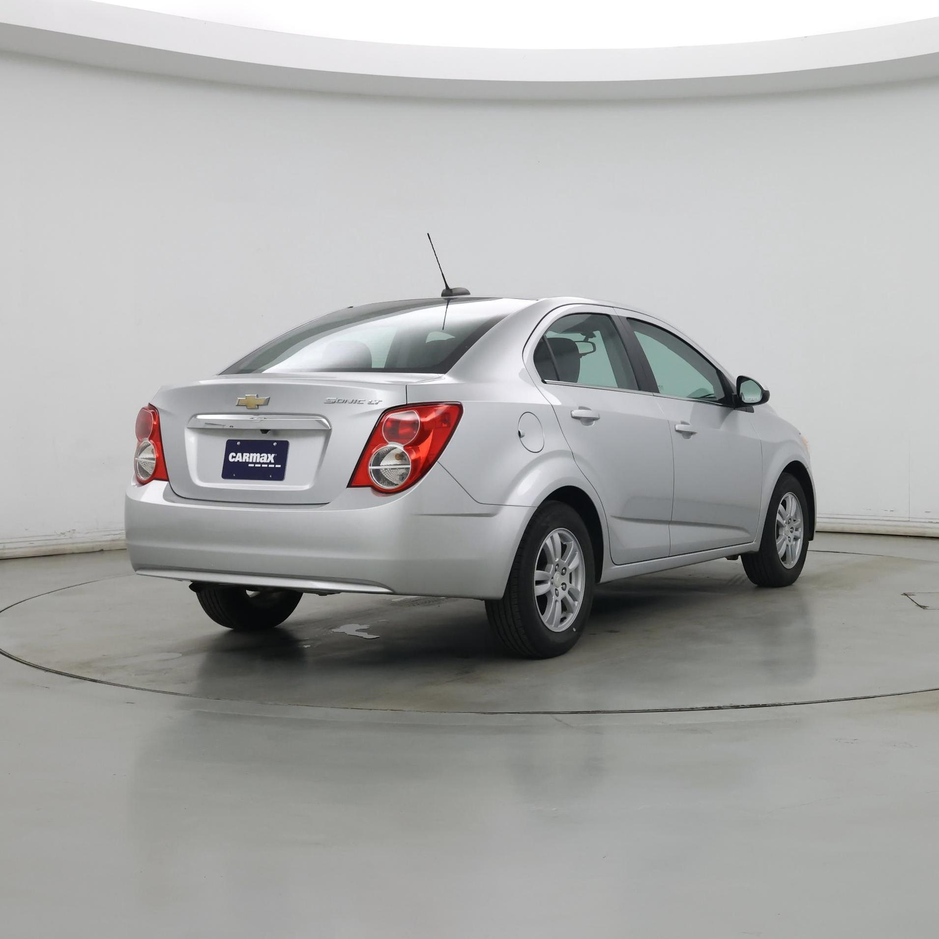 Thumbnail: 2015 Chevrolet Sonic - 8