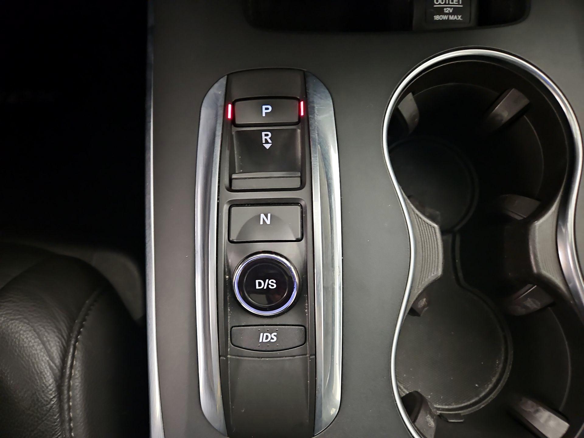 Thumbnail: 2016 Acura MDX - 17