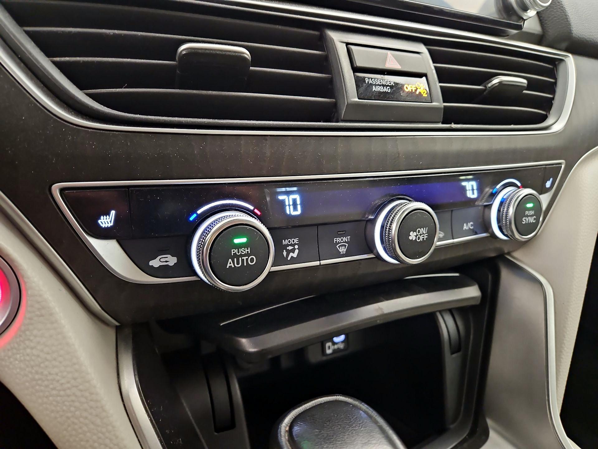 Thumbnail: 2018 Honda Accord - 16